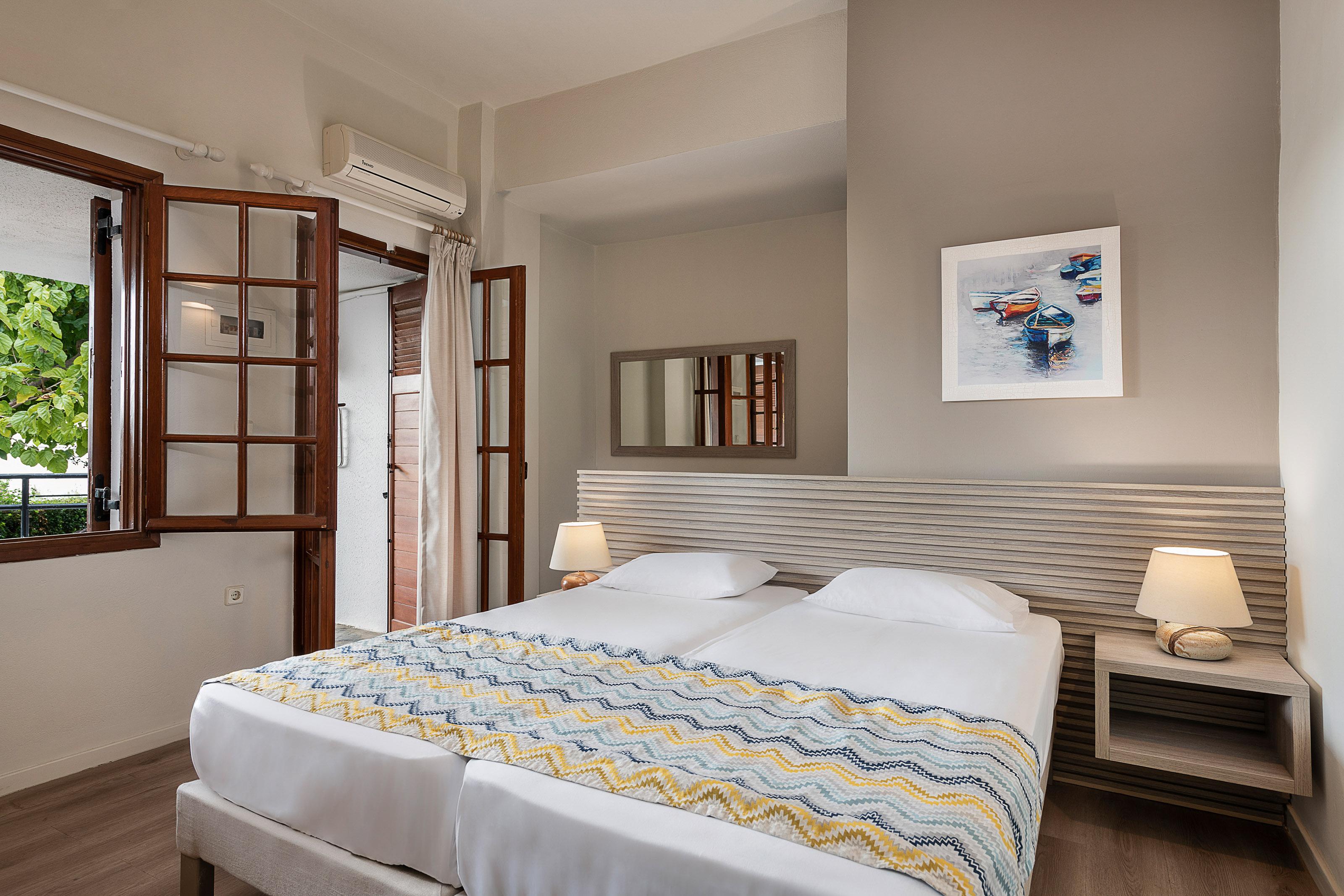 Aparthotel Alianthos