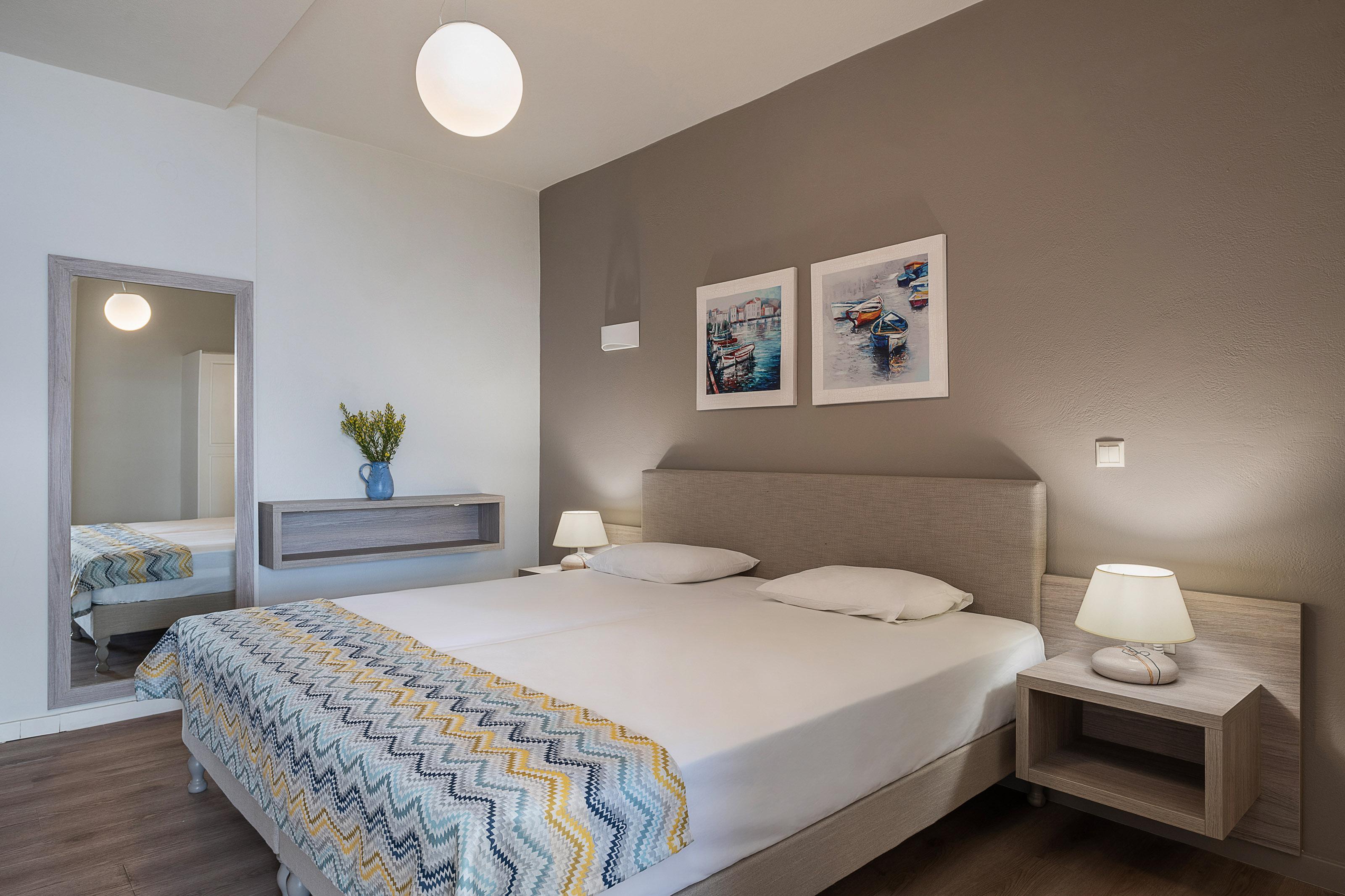 Aparthotel Alianthos 3*