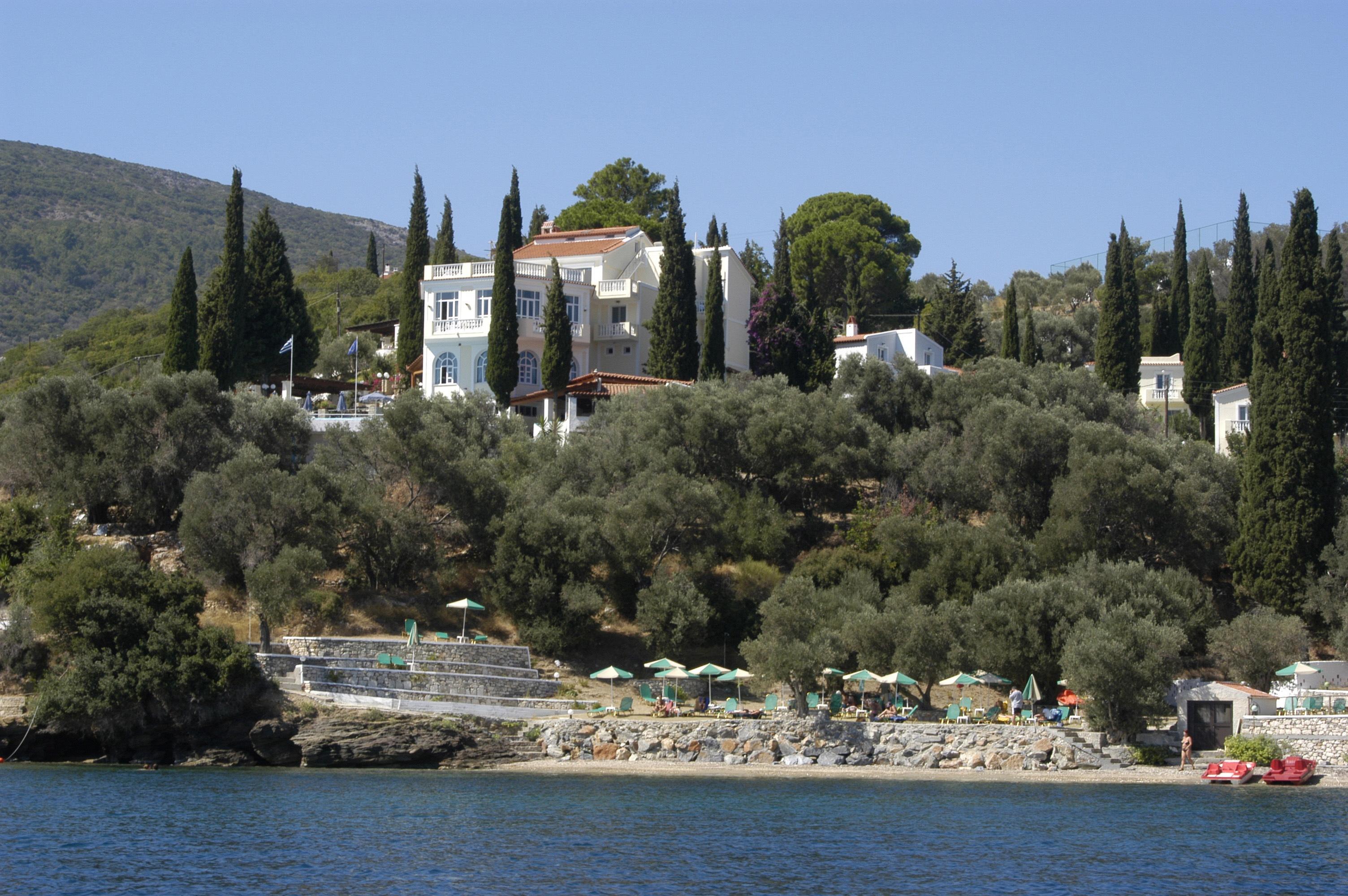 Village 3* Kerveli