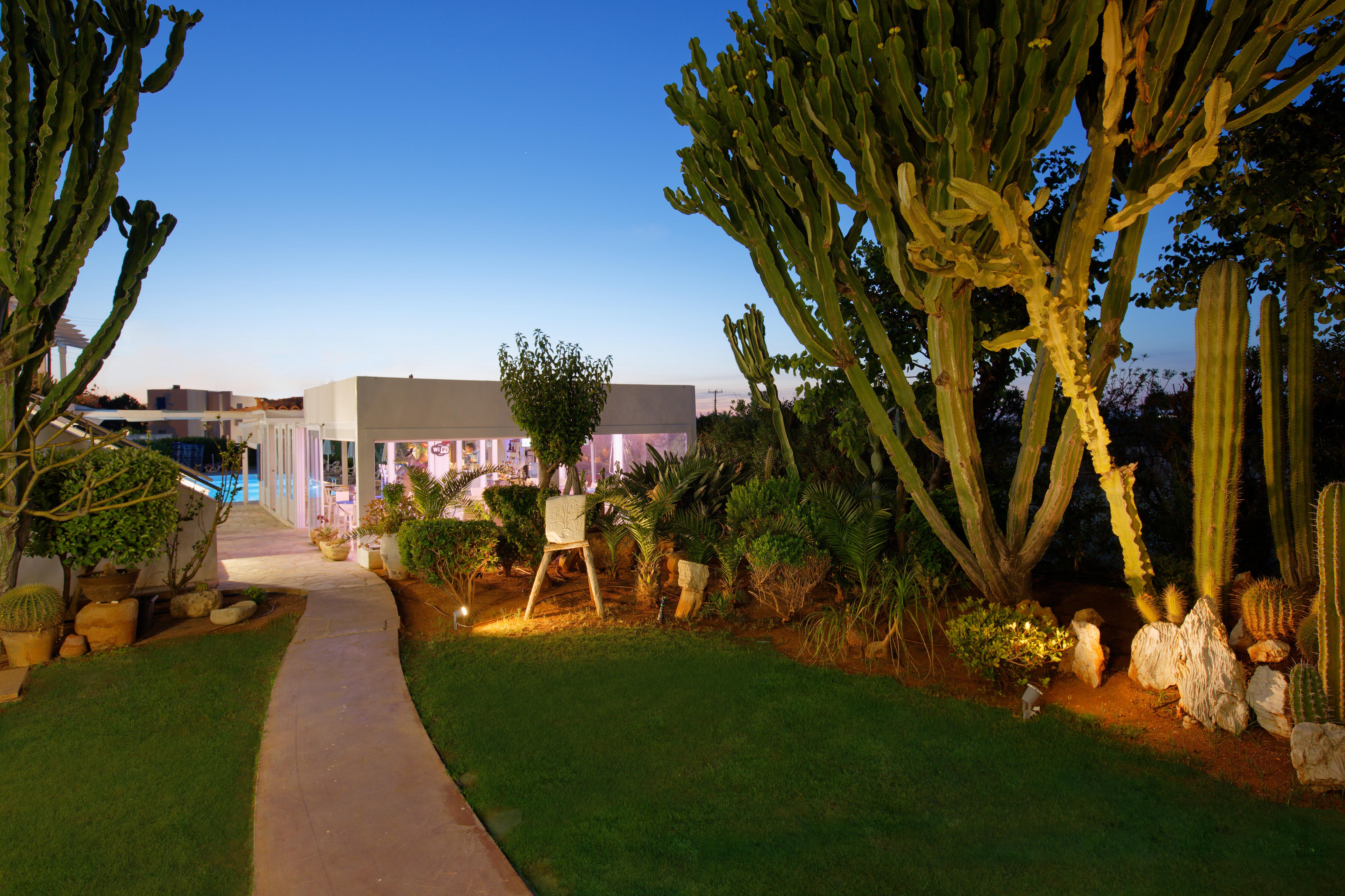 Hotel Oasis - Adults Only Anissaras