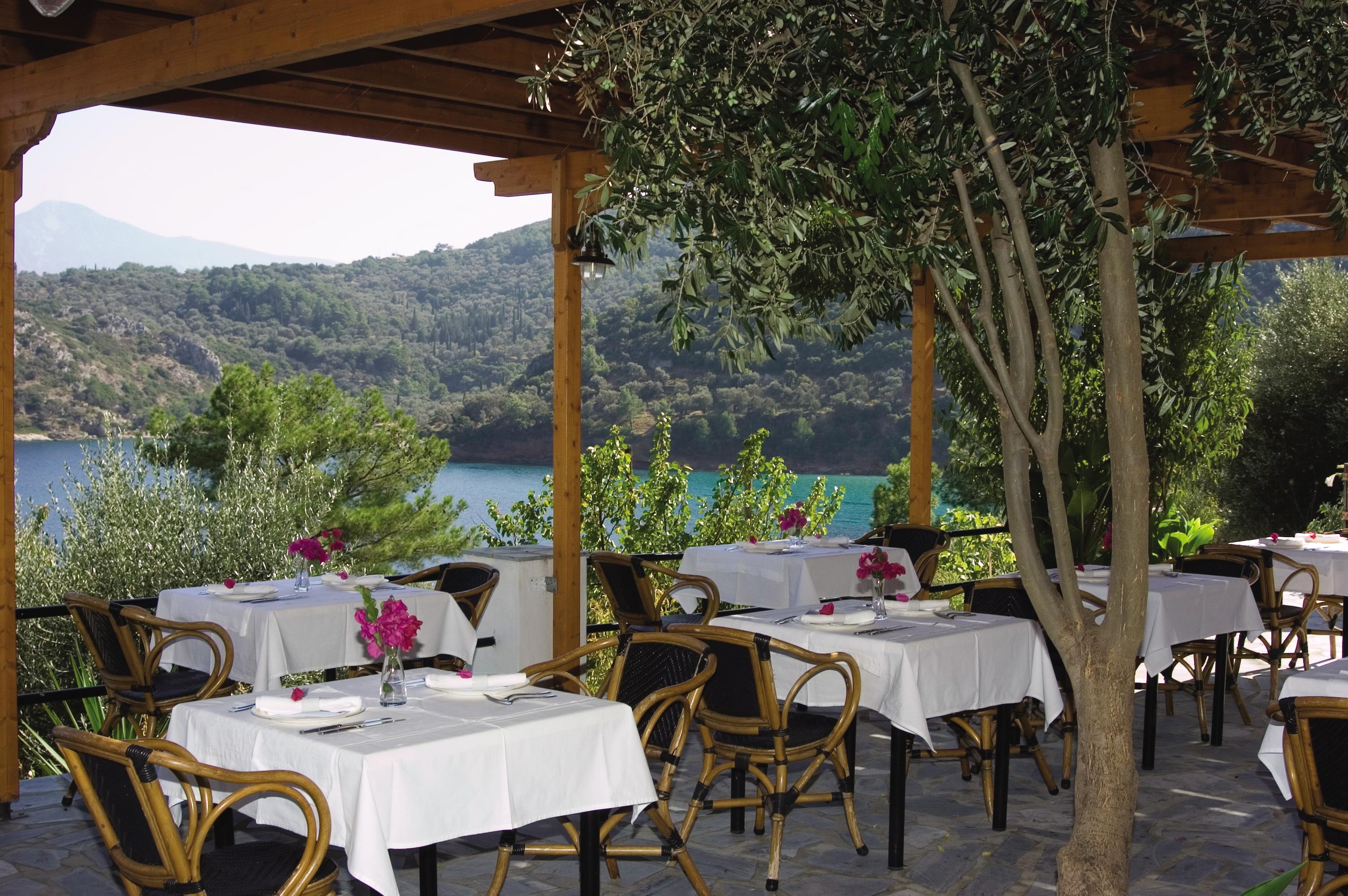 Village Hotel 3*