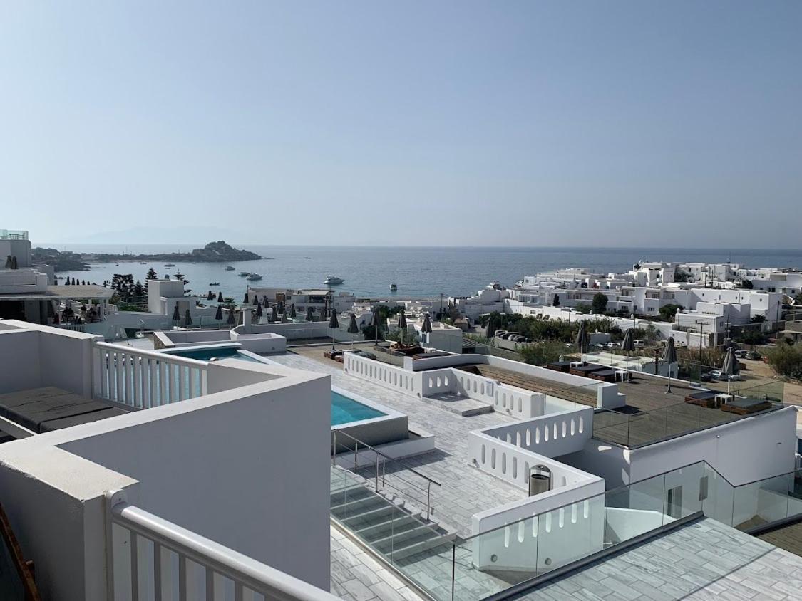 The George Mykonos