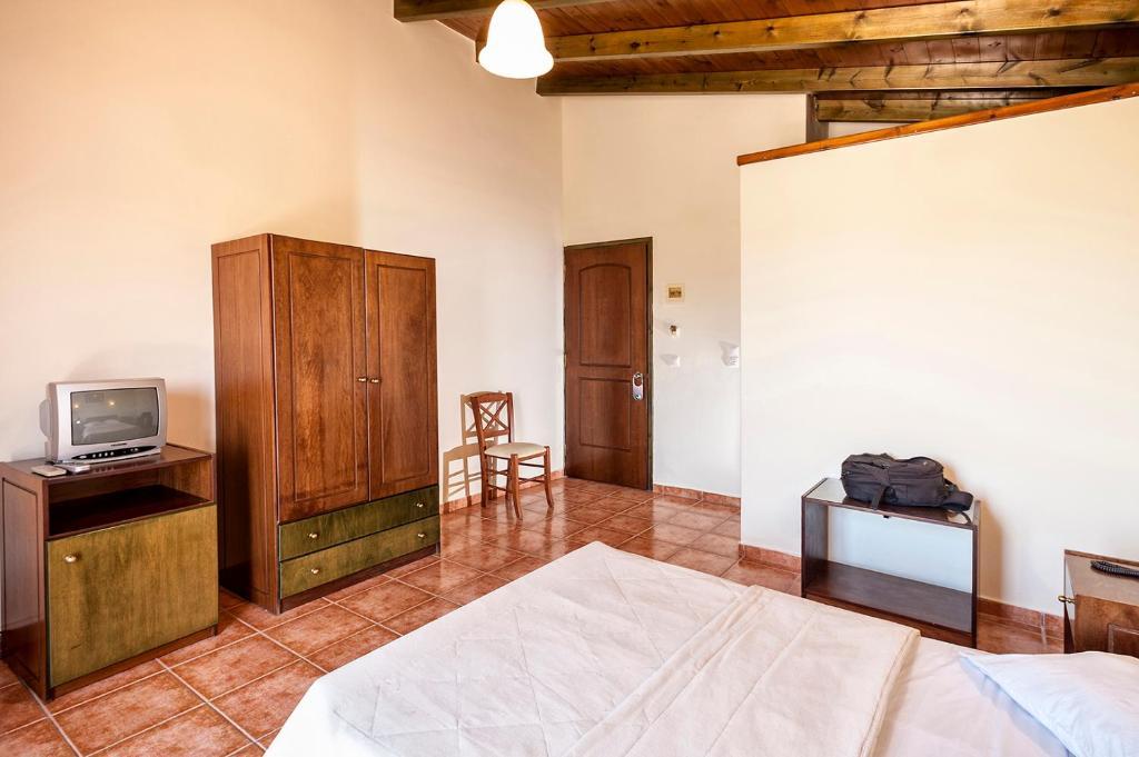 Hotel Adelais 2*