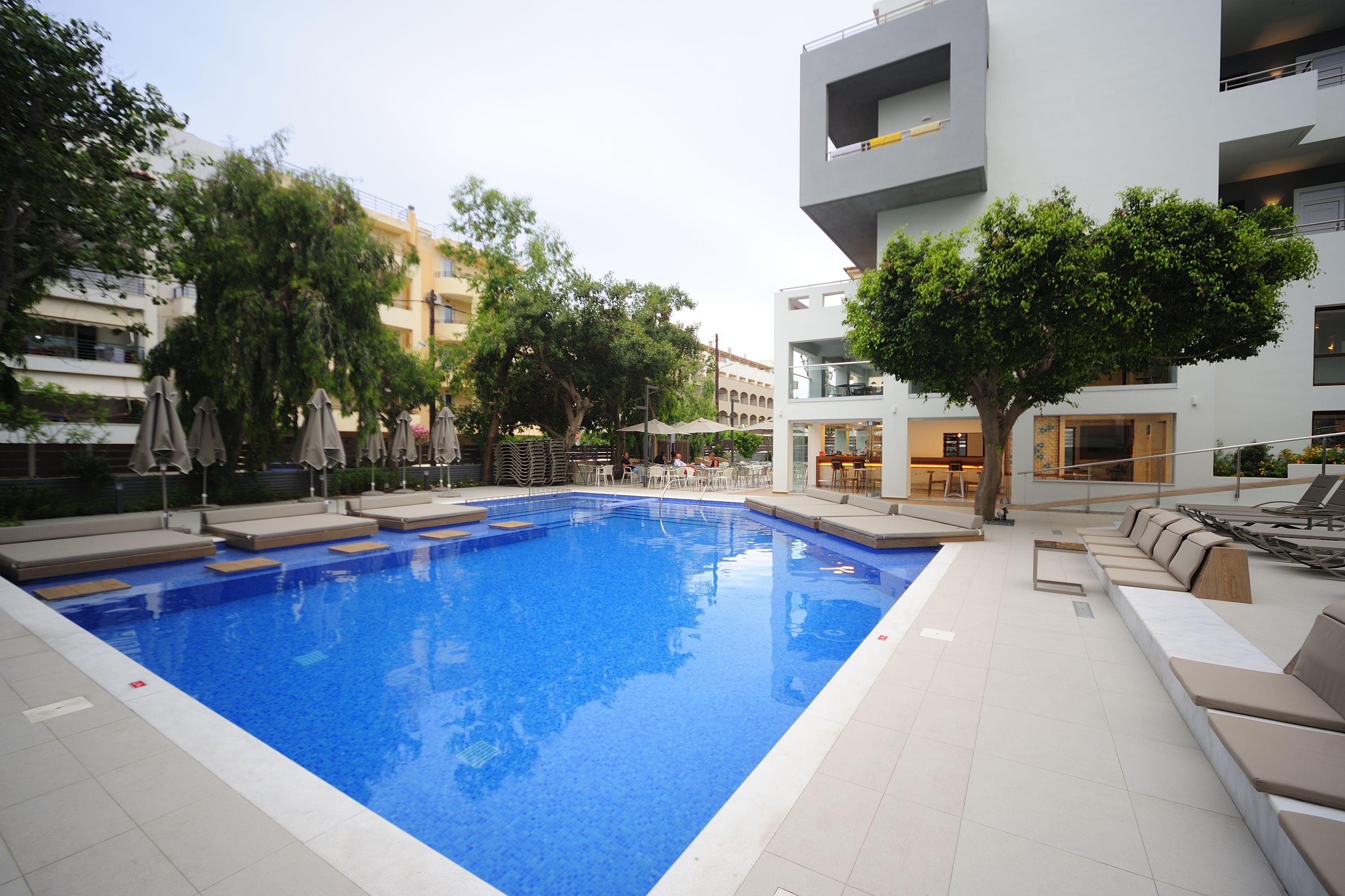 Atrium Ambiance (adults Only)