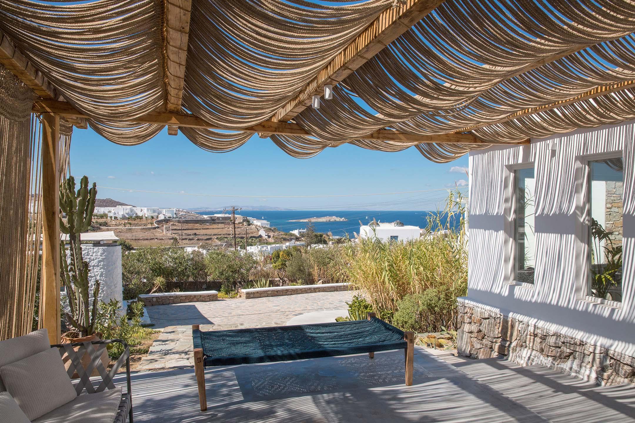 Ostraco Hotel