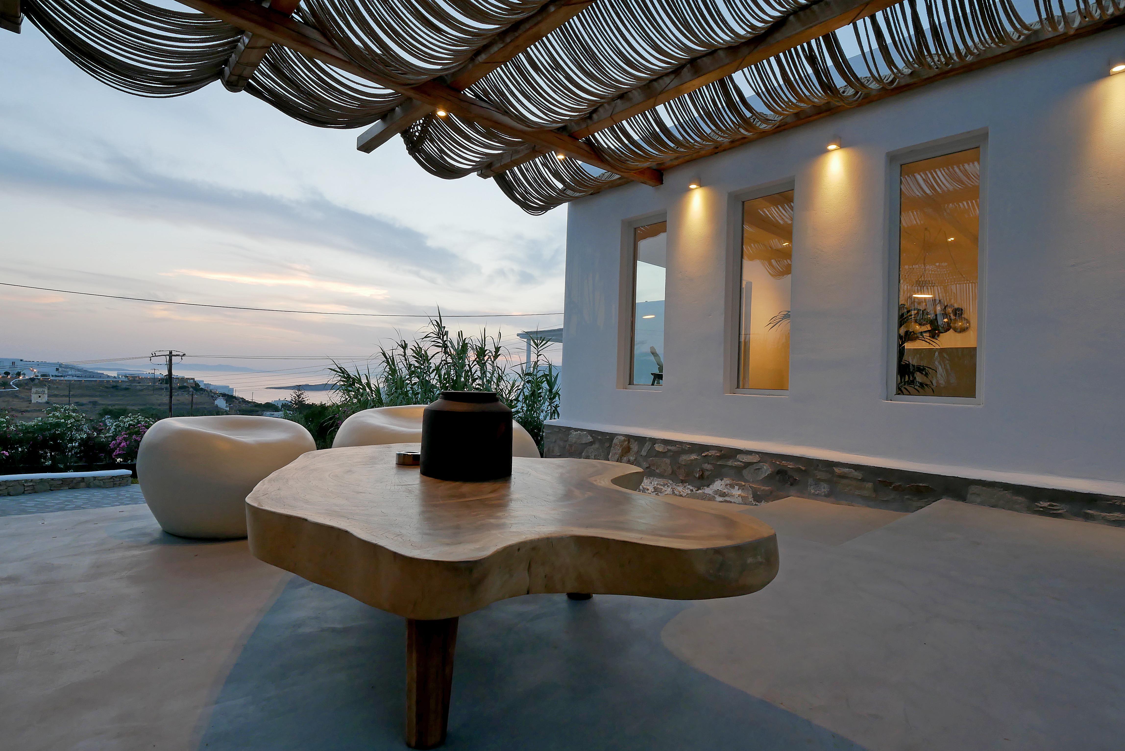 Ostraco Mykonos Town