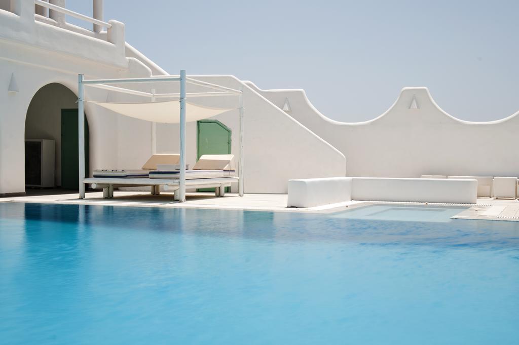 Daedalus 4* Fira (Santorini)