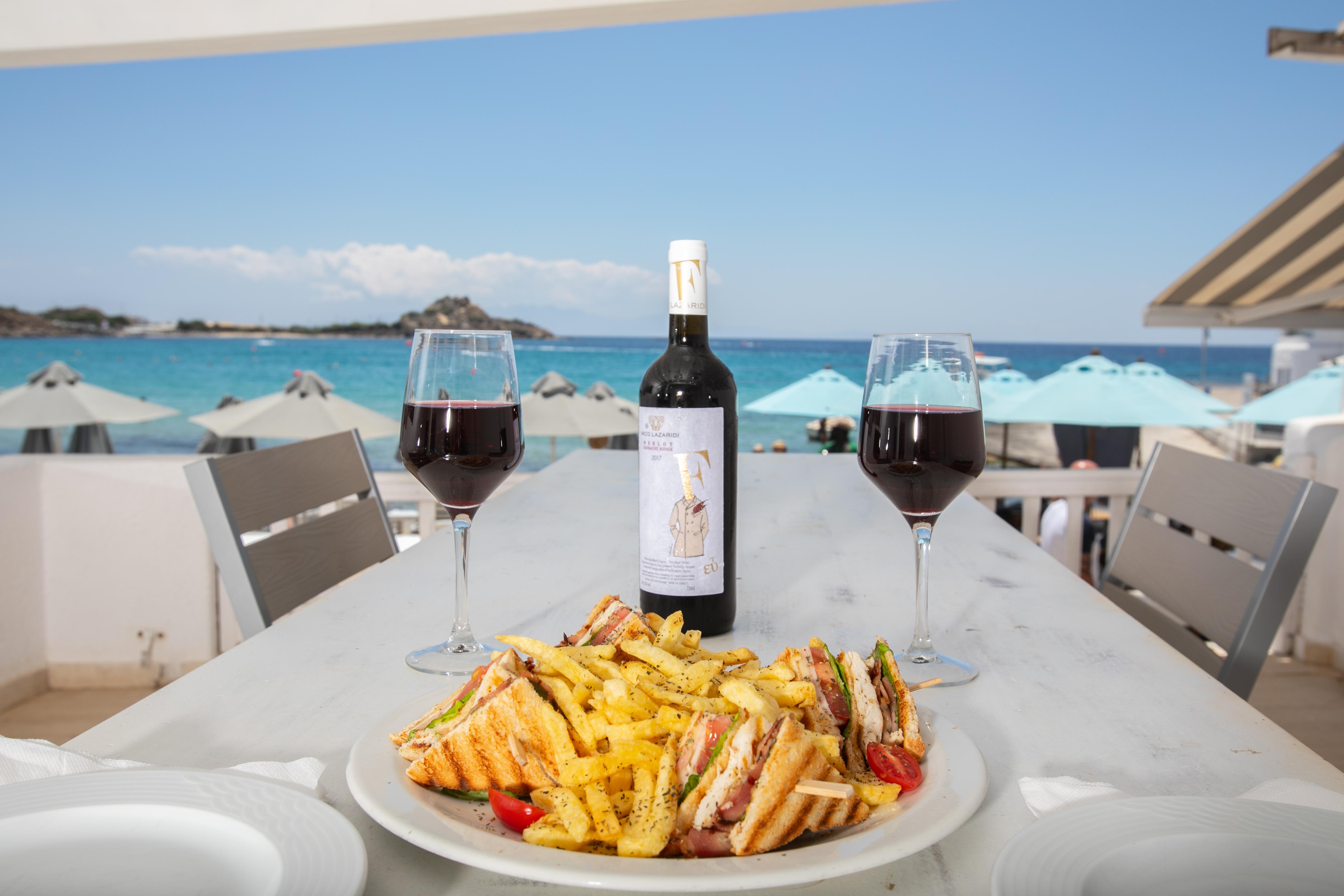 Acrogiali Beachfront Mykonos Hotel 4*