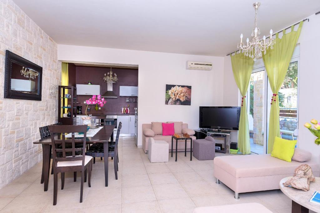 Villa Azure *
