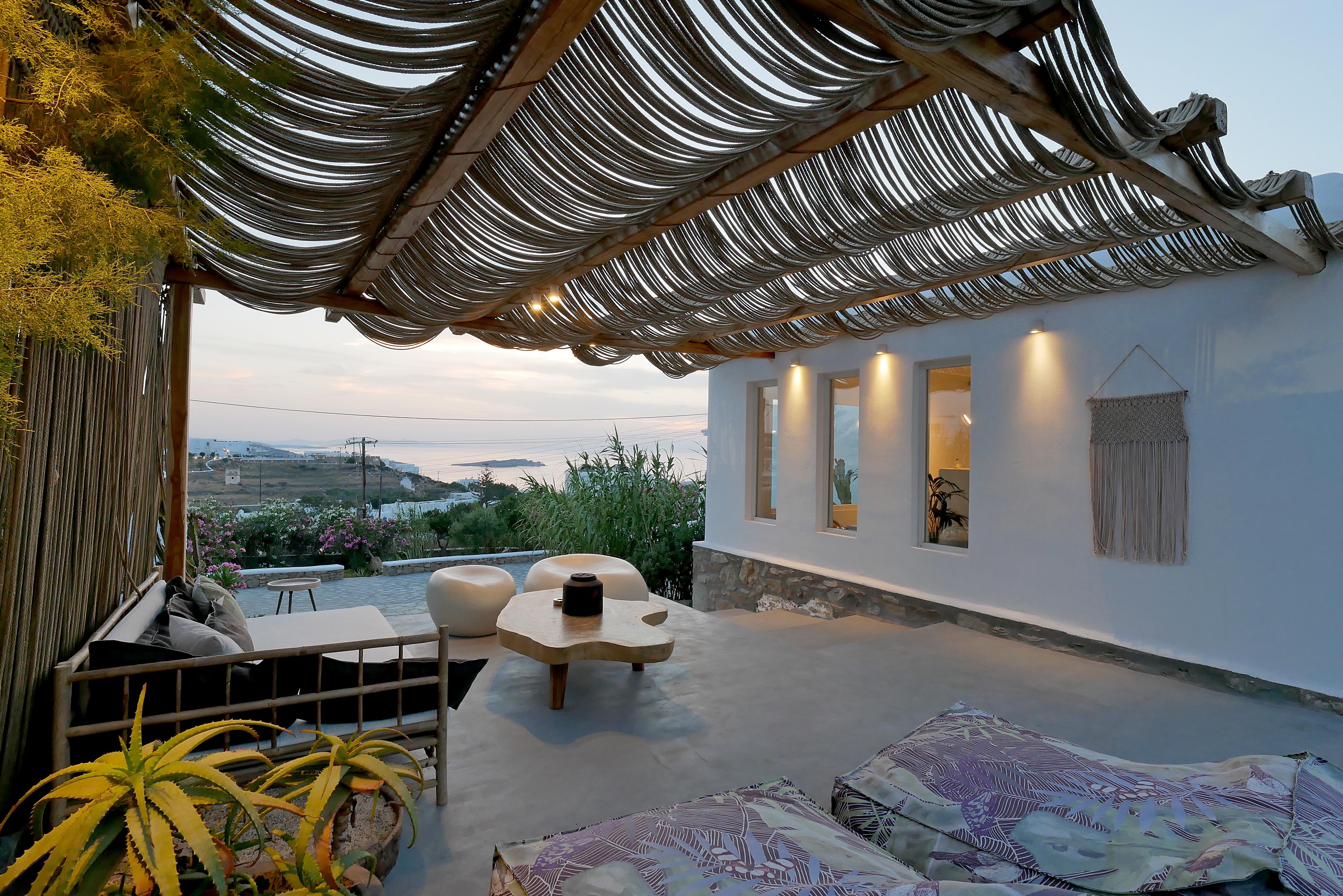 Ostraco Hotel