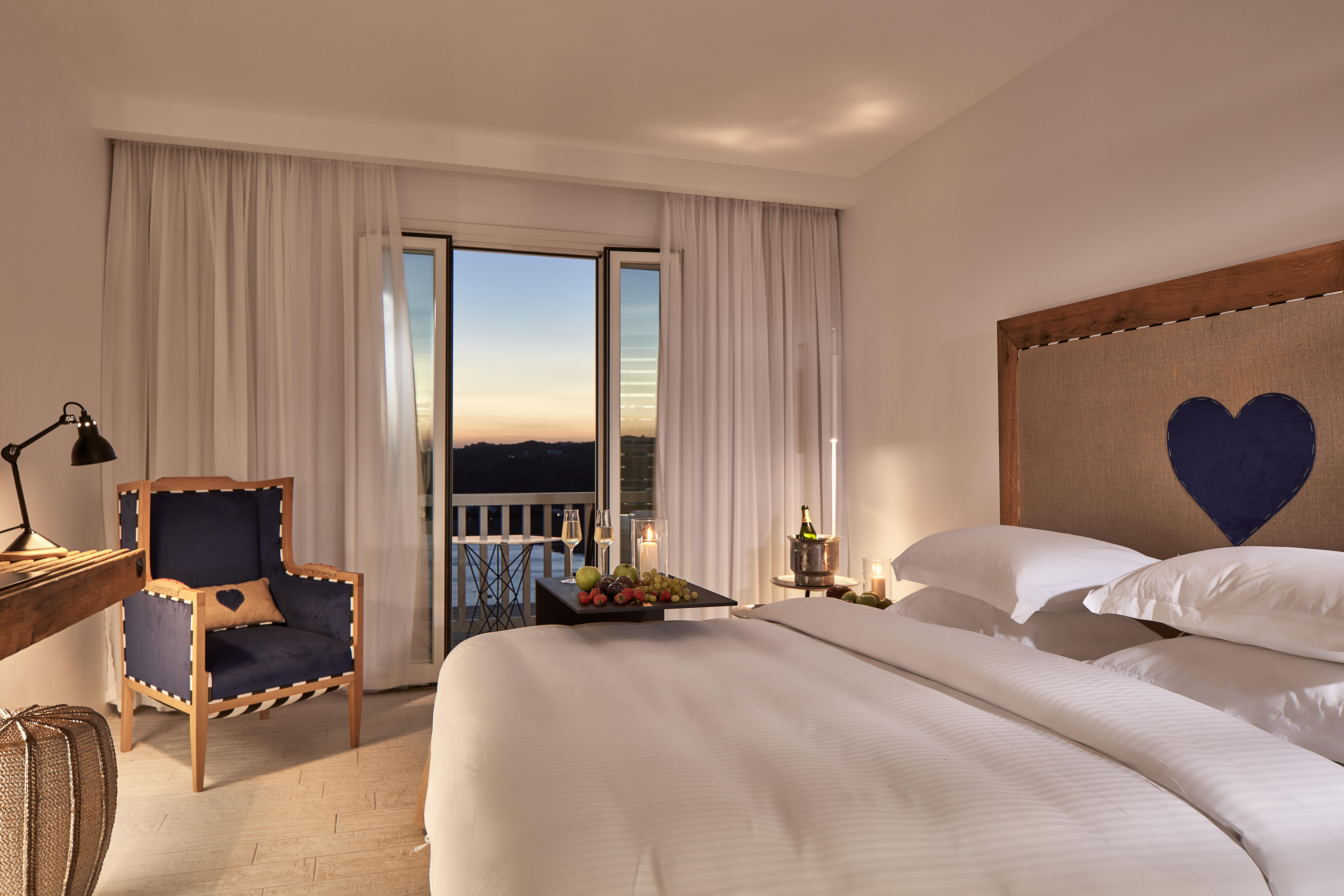 Royal Myconian - Leading Of The World 5* Elia (Mykonos)