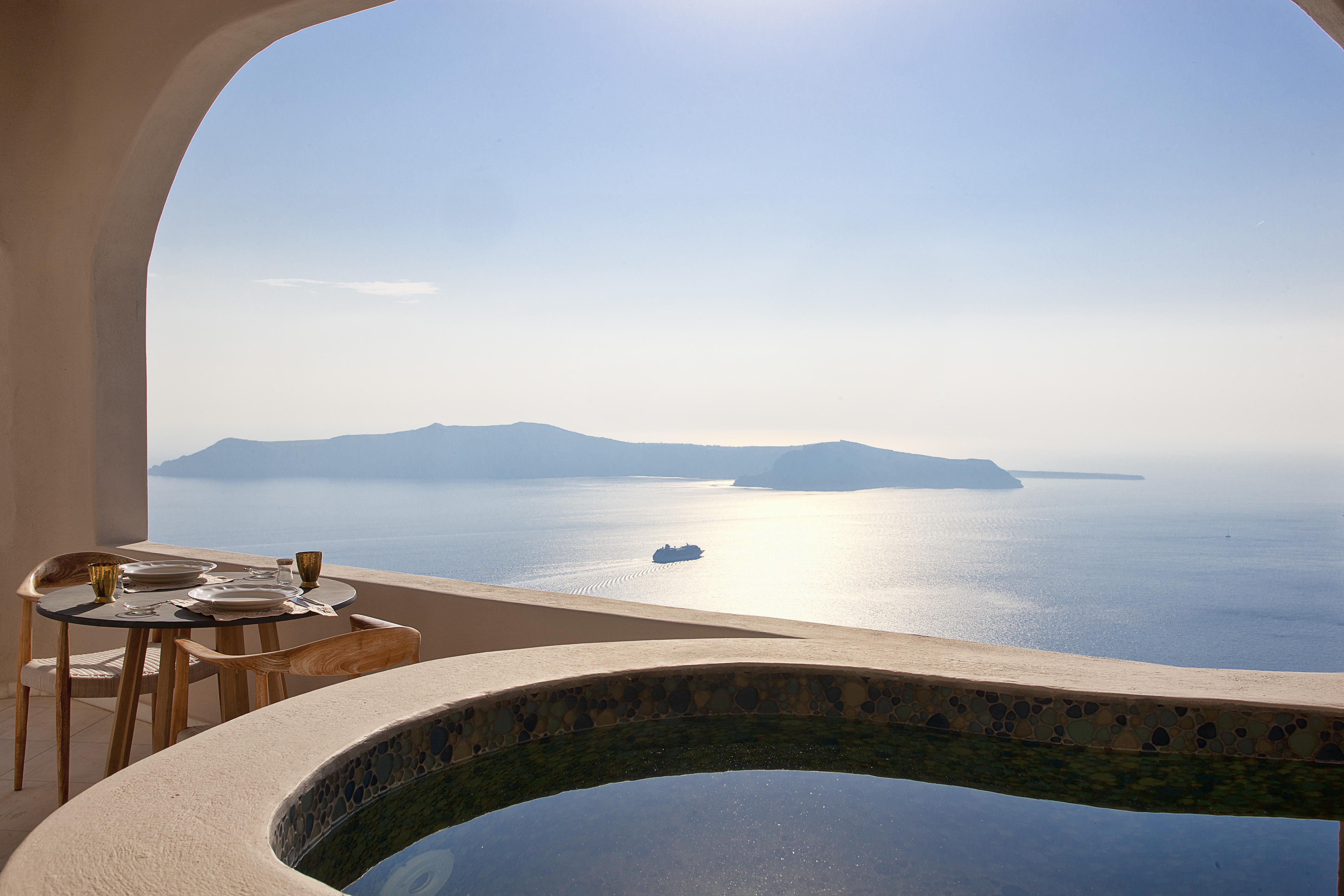 Gold - Small Luxury Of The World 4*
