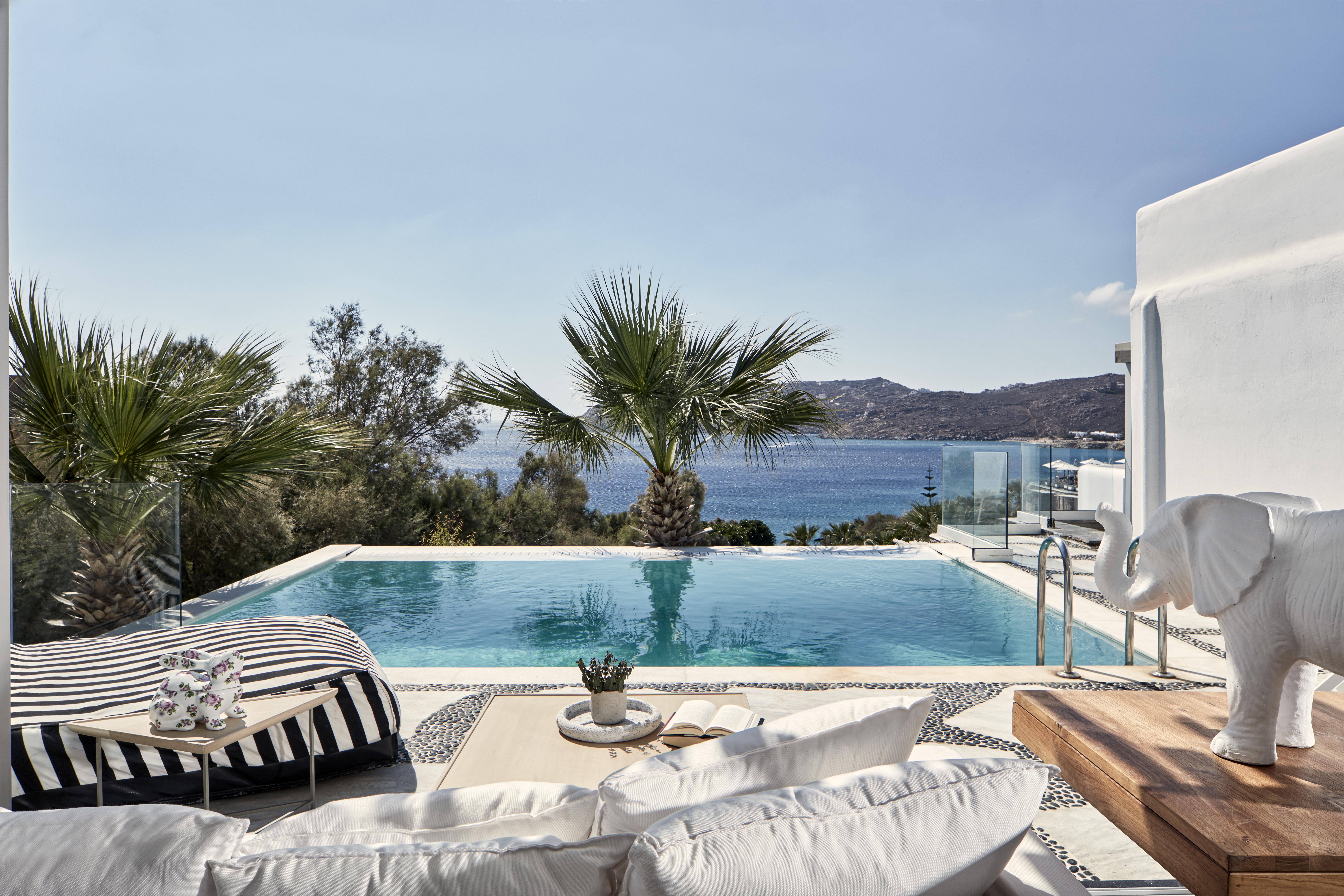 Myconian Imperial - Leading Of The World Elia (Mykonos)