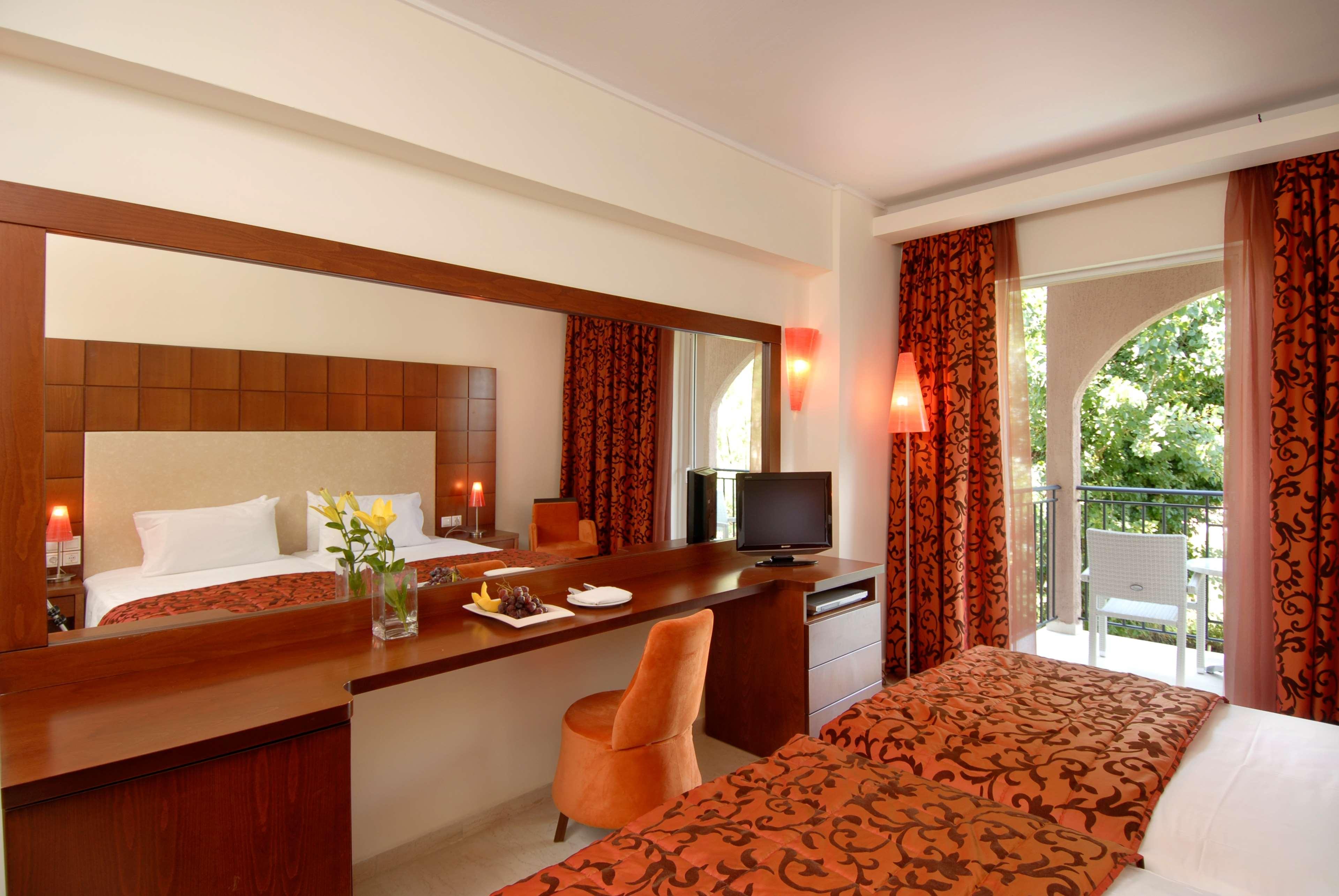 Zante Park & Bw Premier Collection Hotel 5*