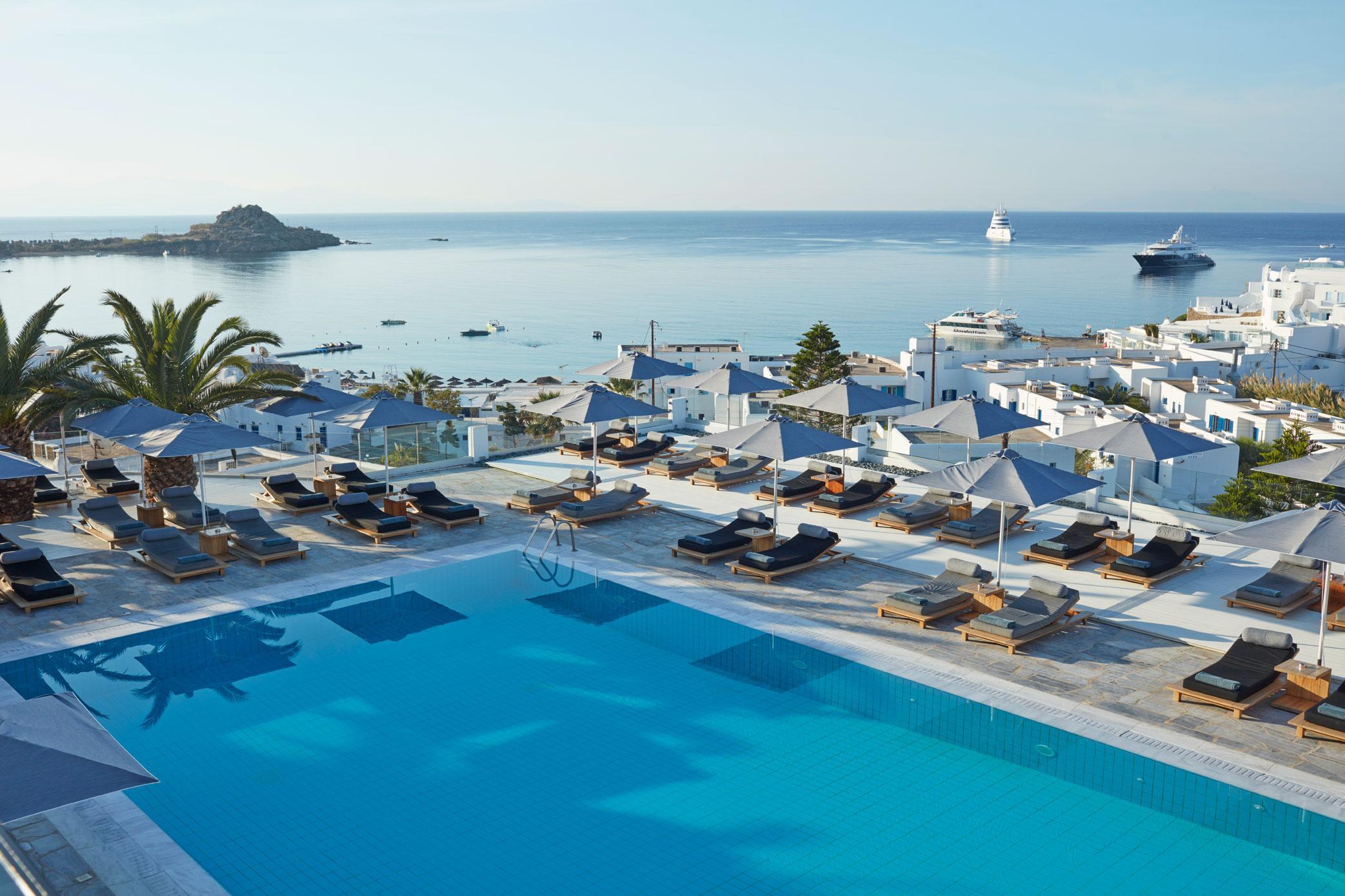 Myconian Ambassador Relais & Chateaux Hotel 5*