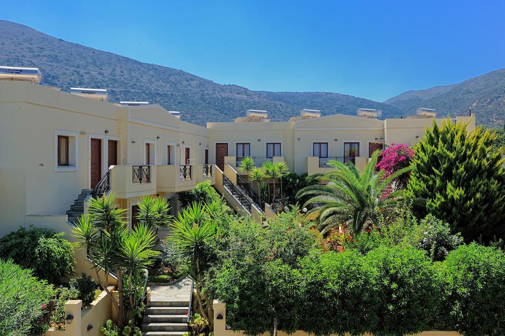 Aparthotel Maria Lambis
