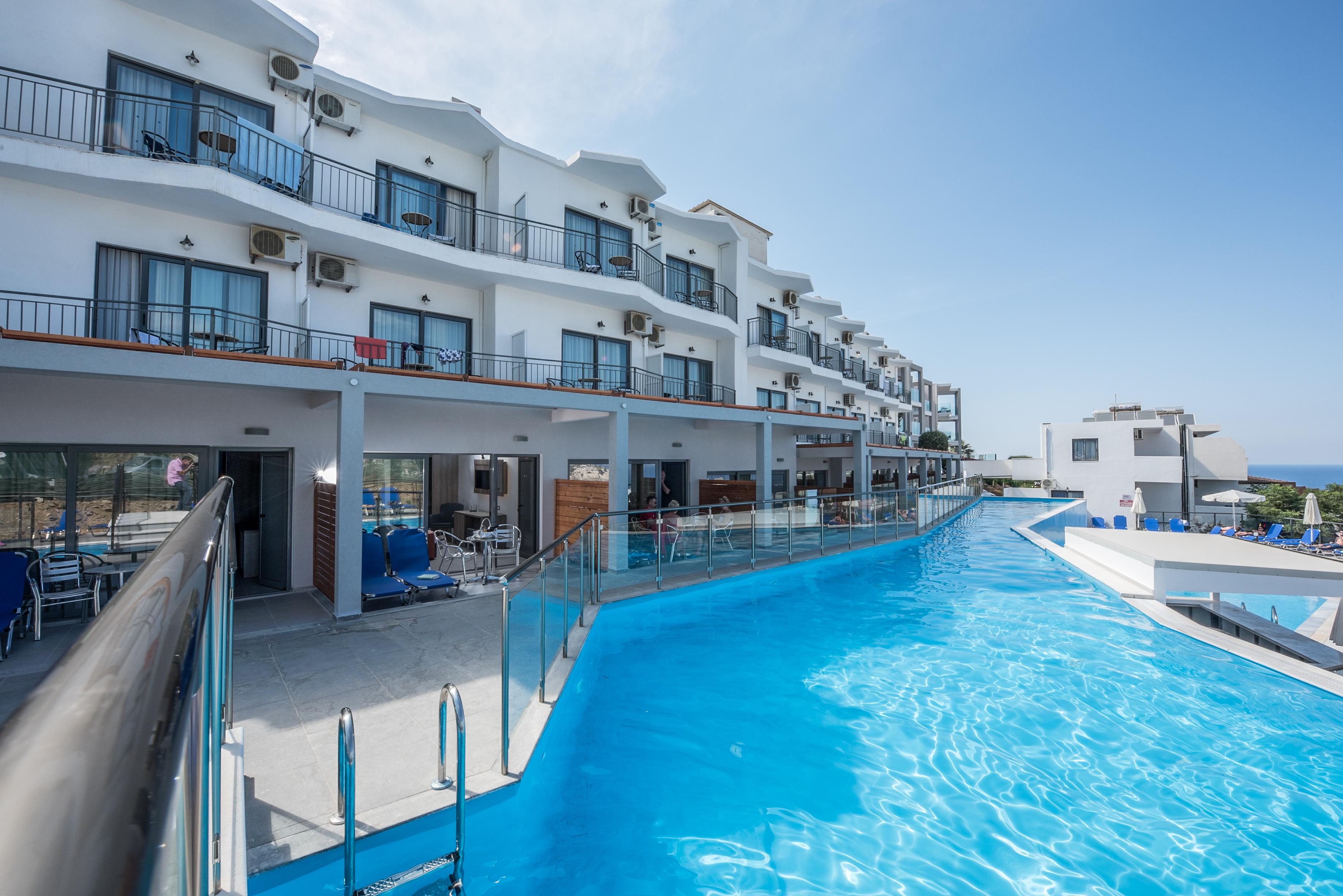 Hotel Panorama Village 4*