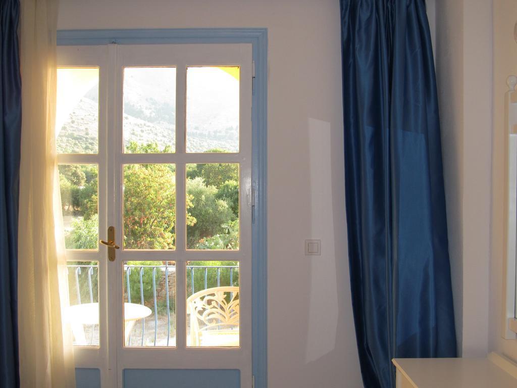 Pedi Hotel Symi