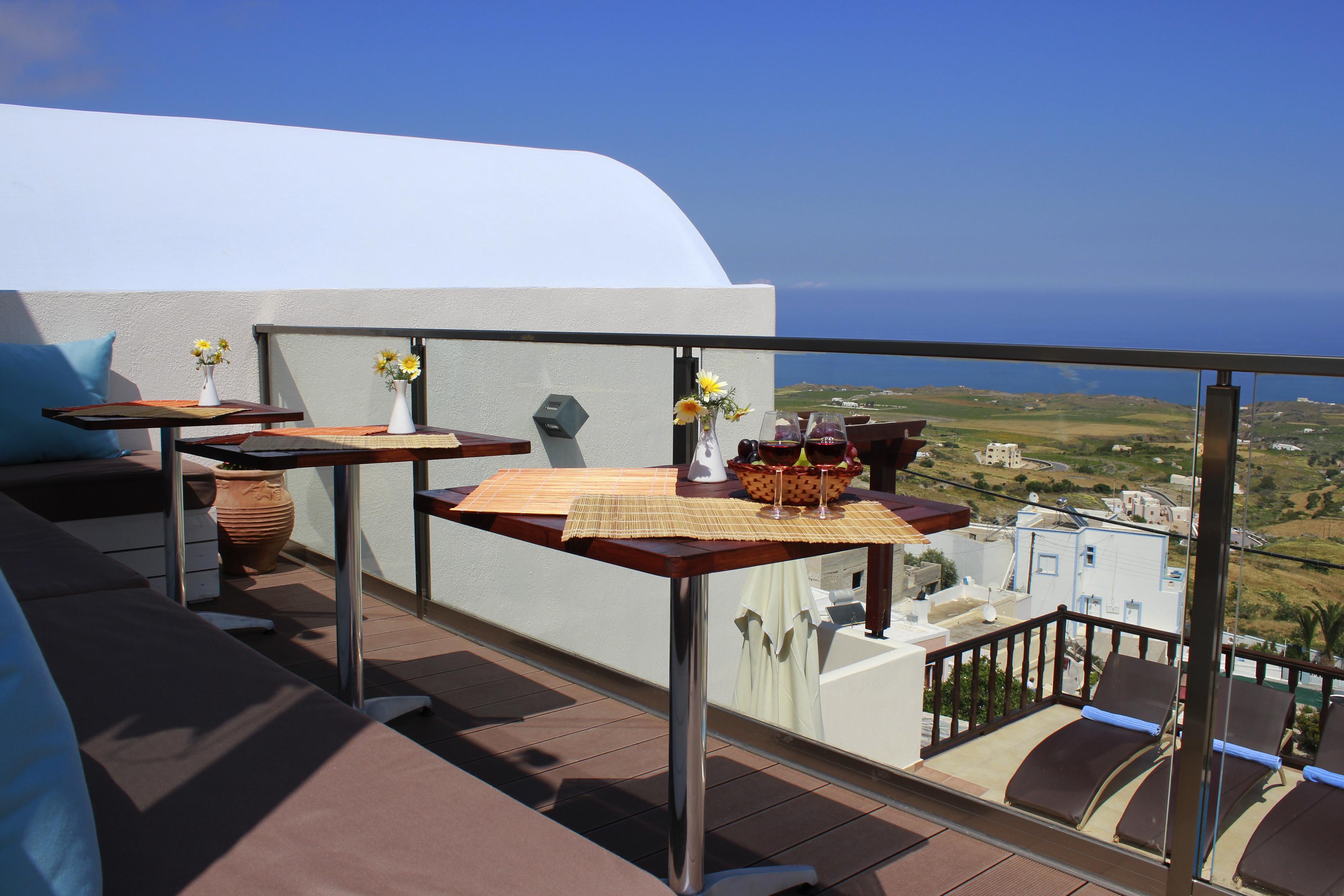Amerisa & 3* Fira (Santorini)