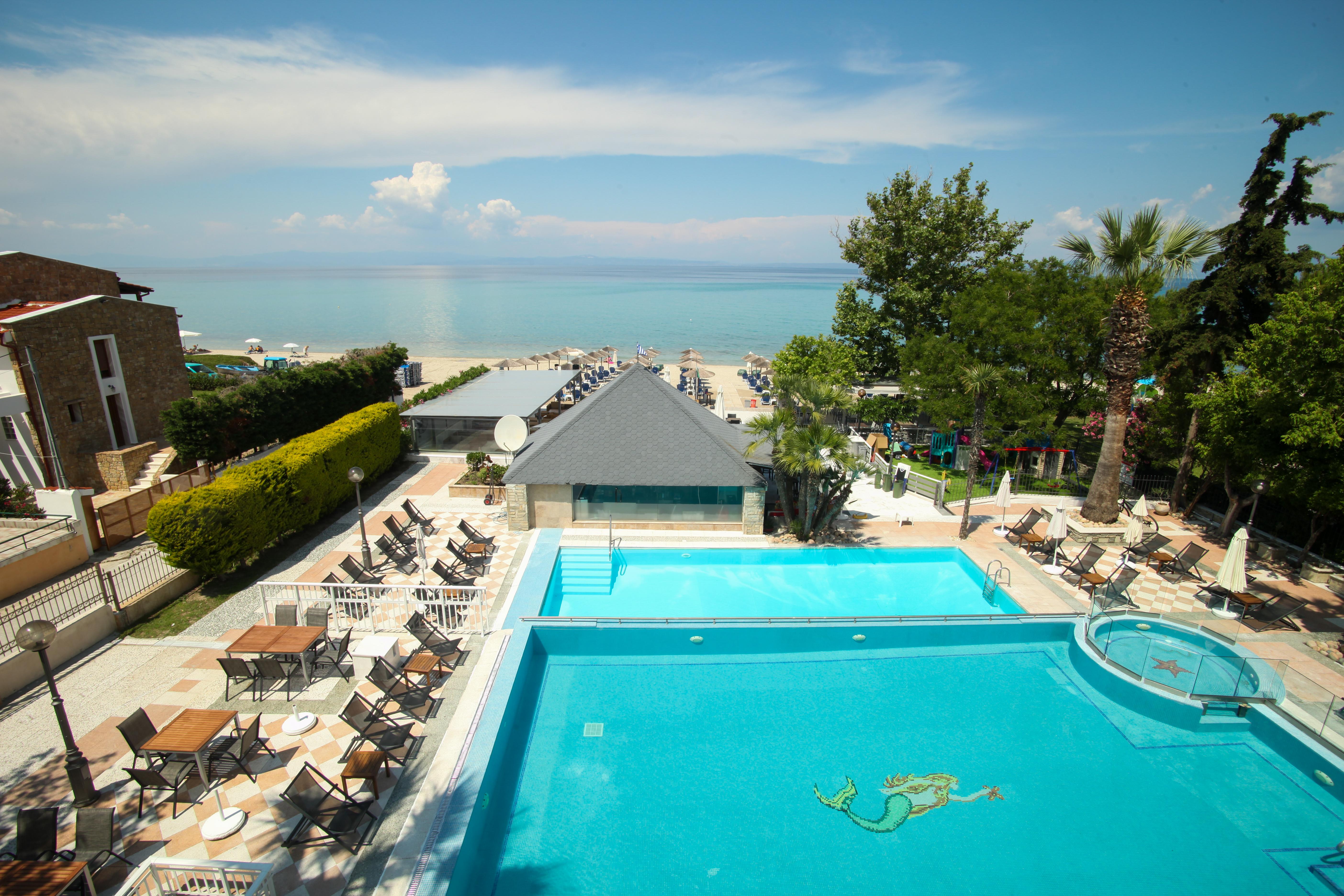 Aparthotel Naias 3*