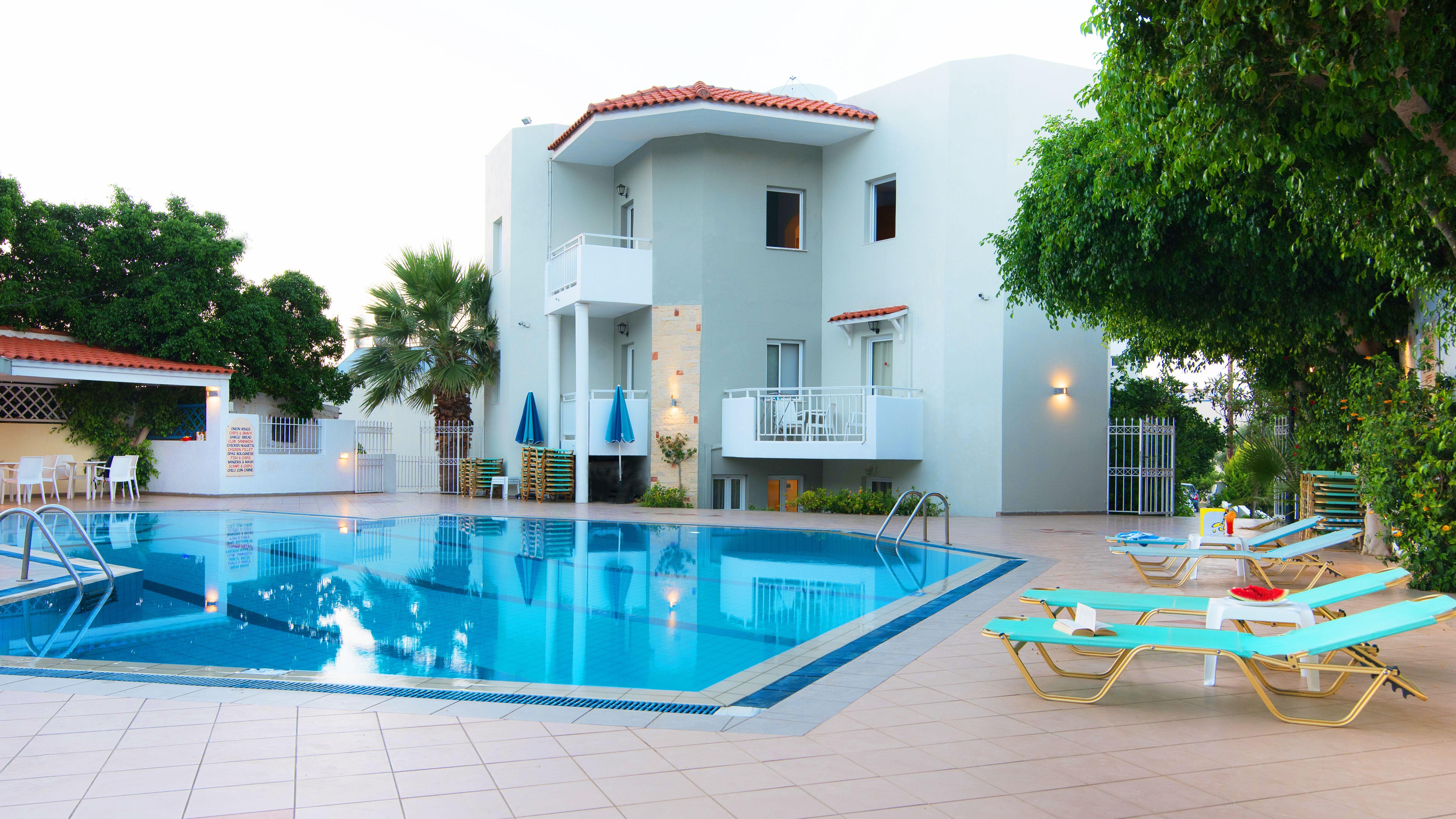 Melissa Apartments, & Aparthotel Malia (Crete)