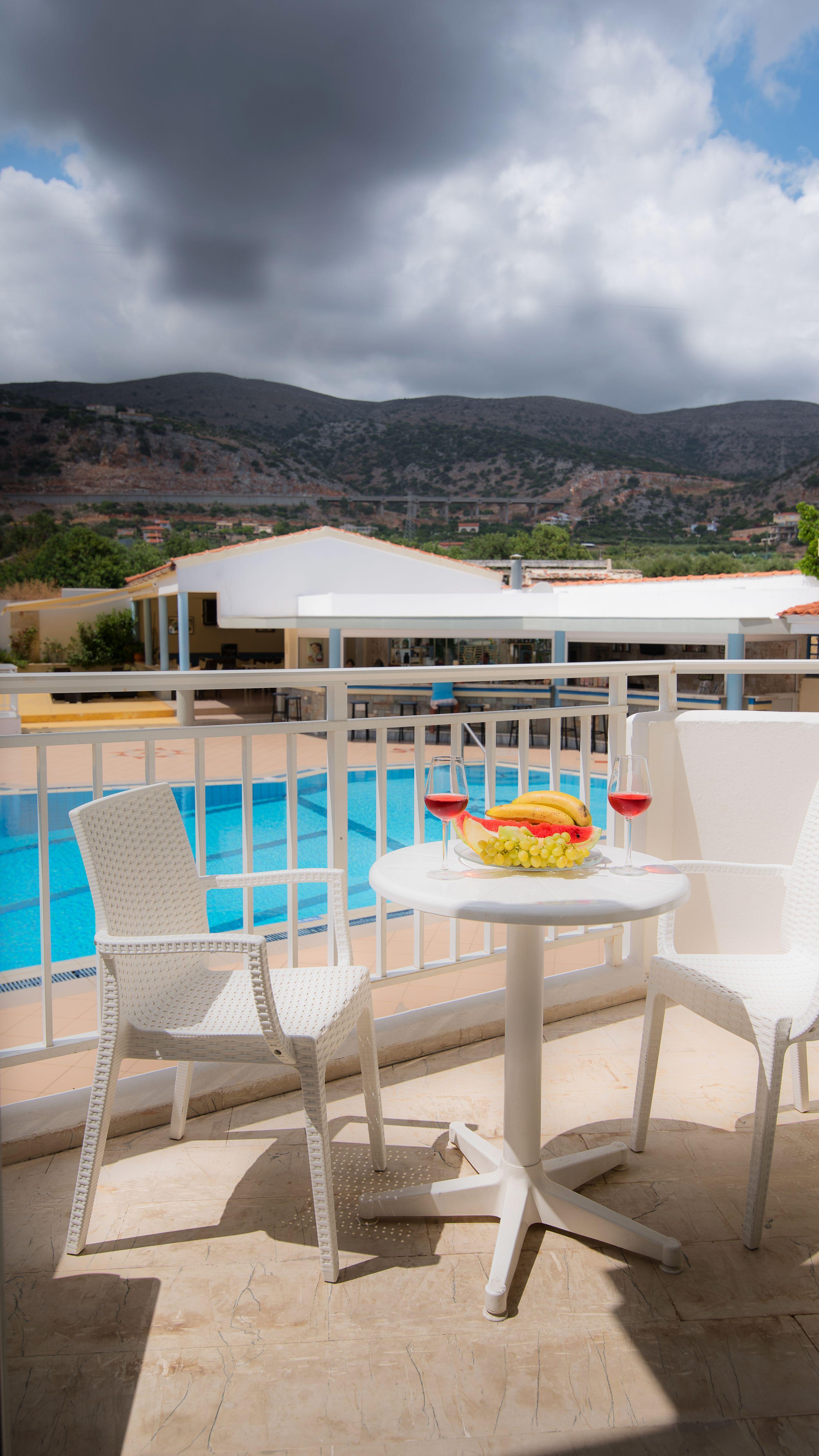 Melissa Apartments, & Aparthotel Malia (Crete)