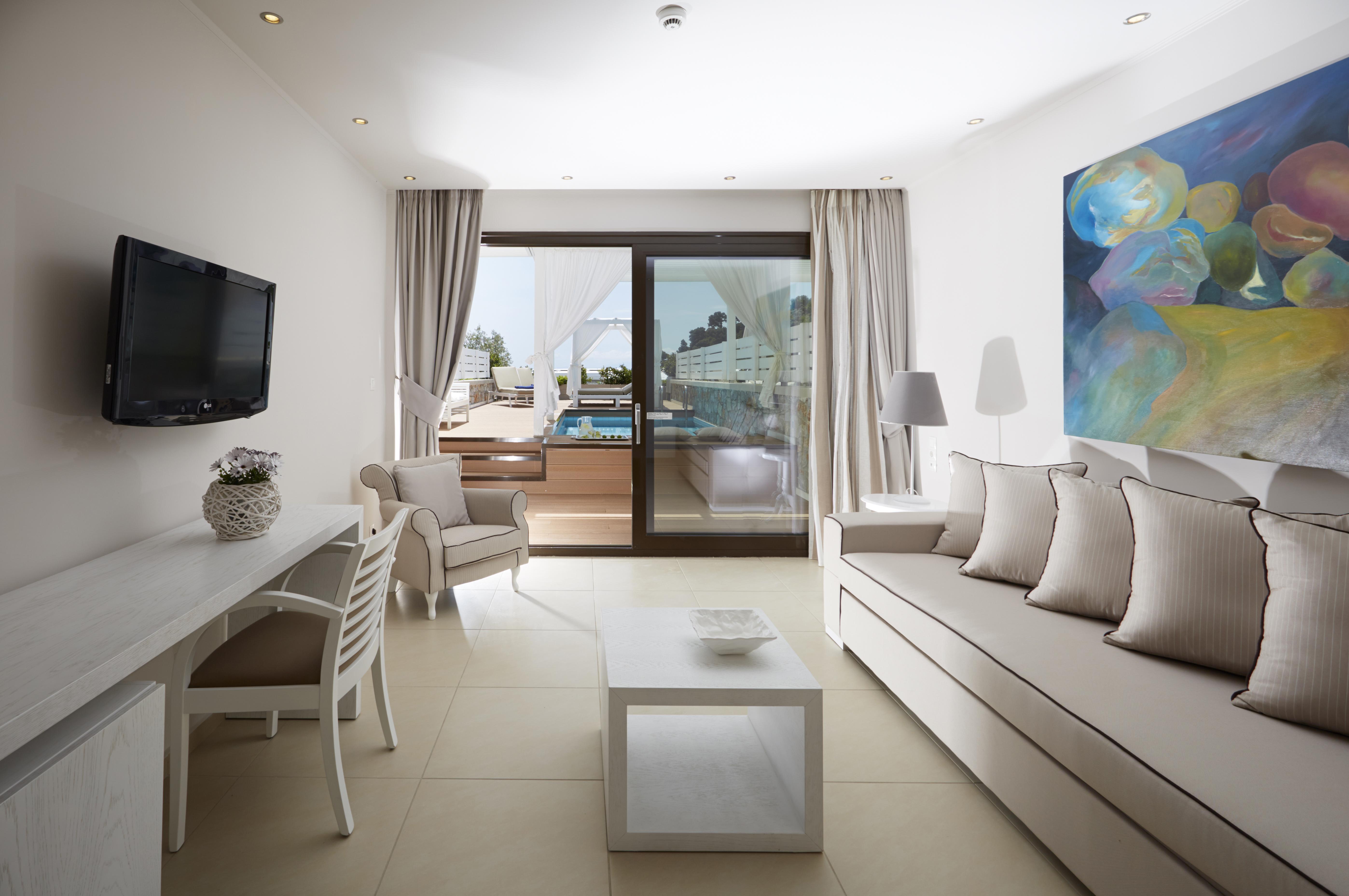 Hotel Kassandra Bay Resort, & 5*