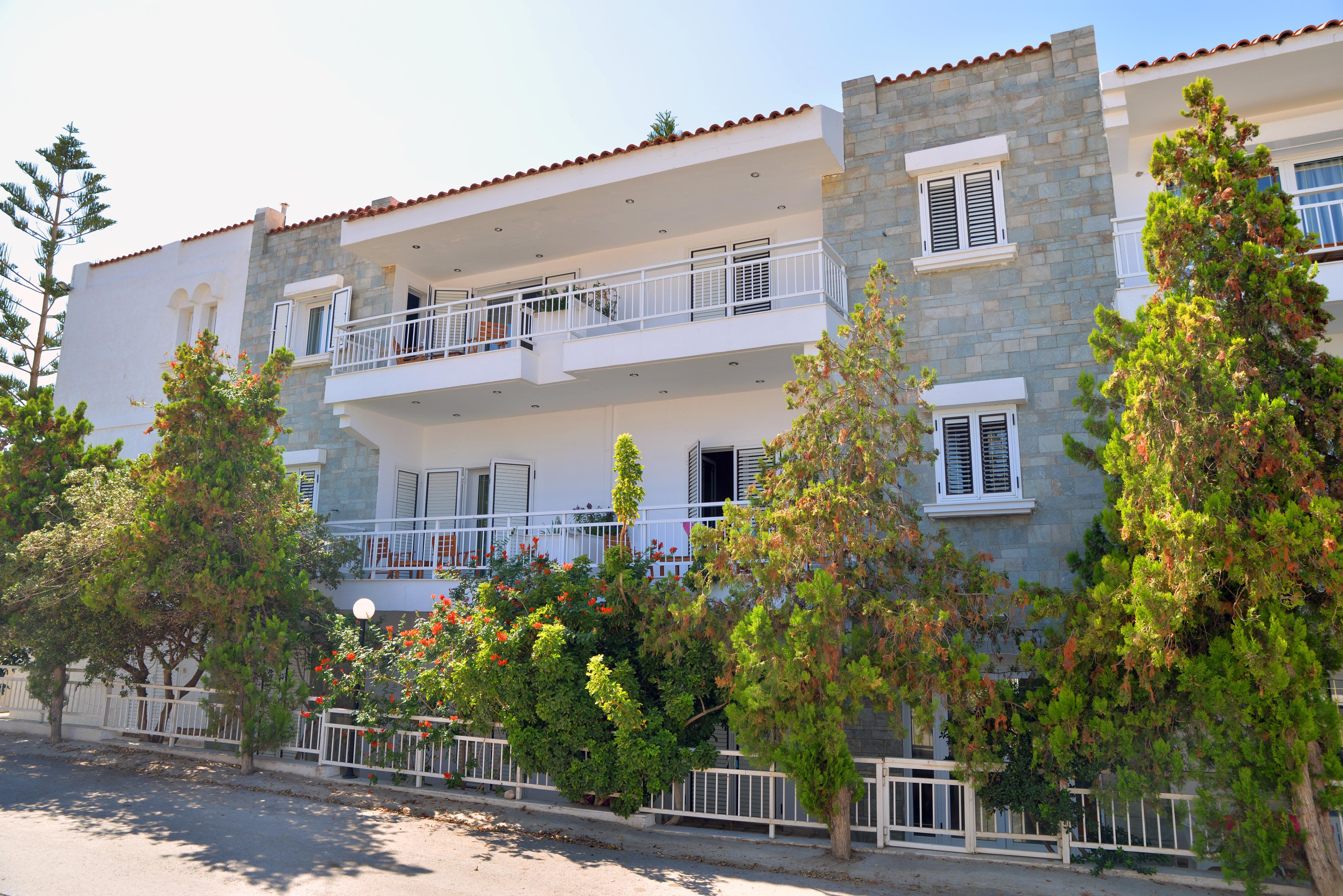Anna Aparthotel