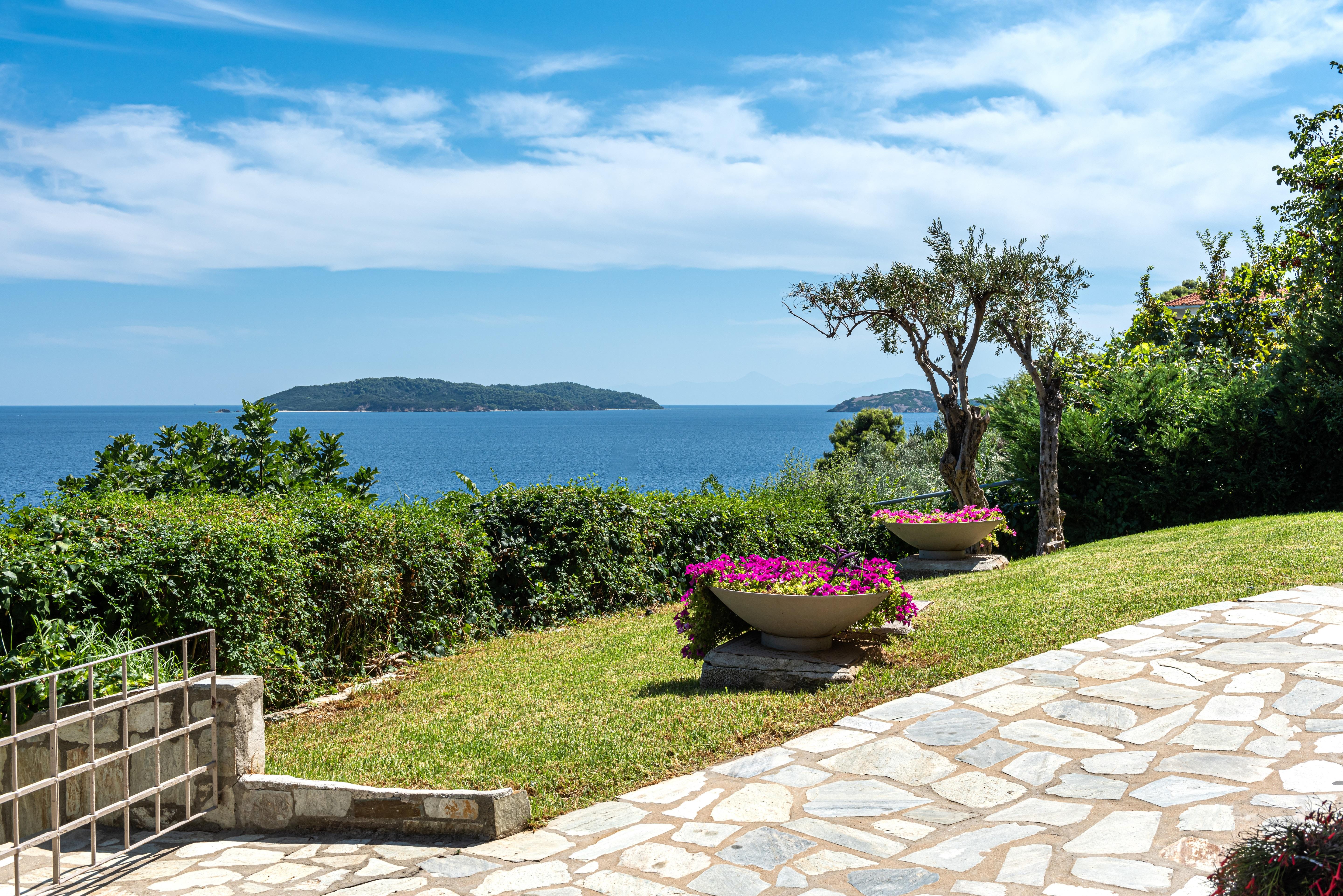 Hotel Kassandra Bay Resort, & Katsaros (Skiathos)
