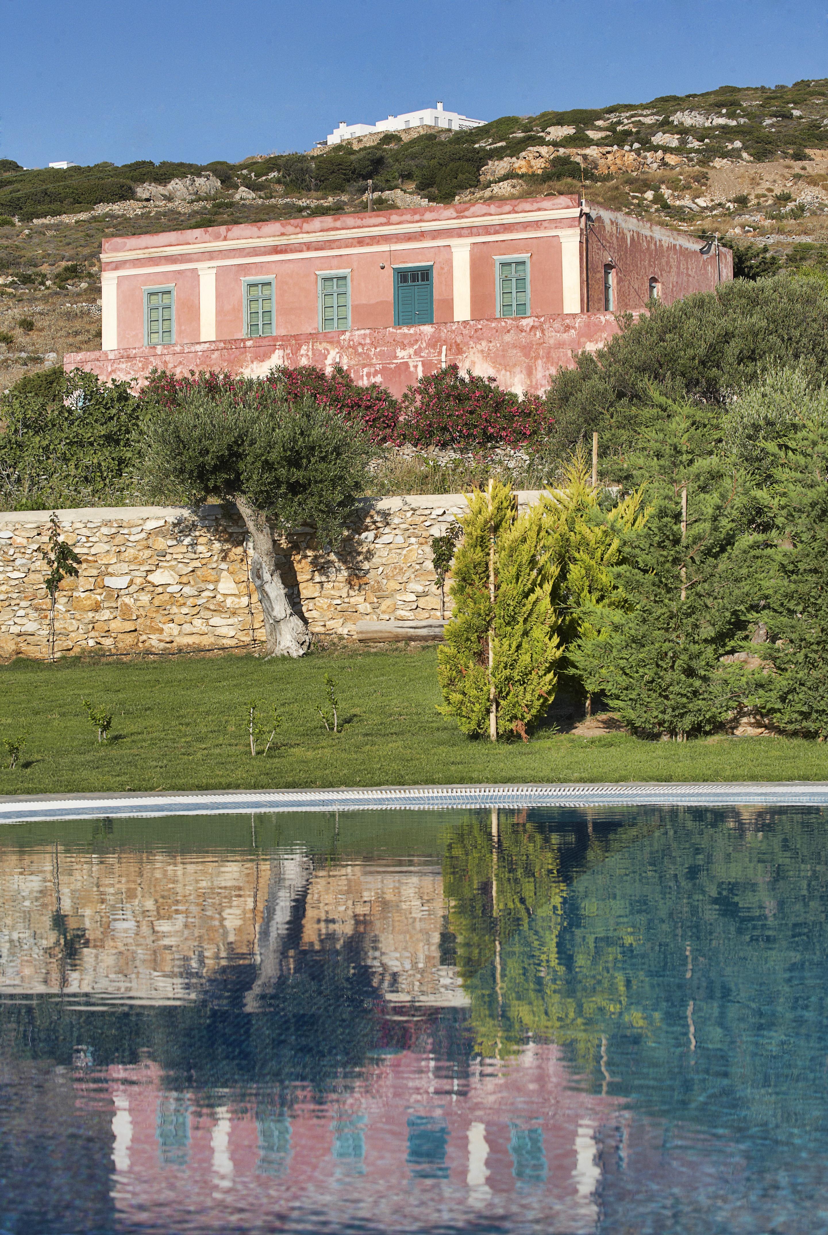 Hotel Yria Island Boutique &