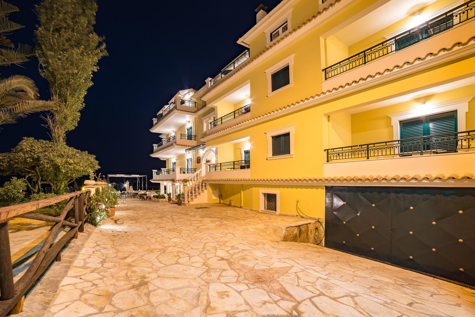 Andreolas Luxury 4*