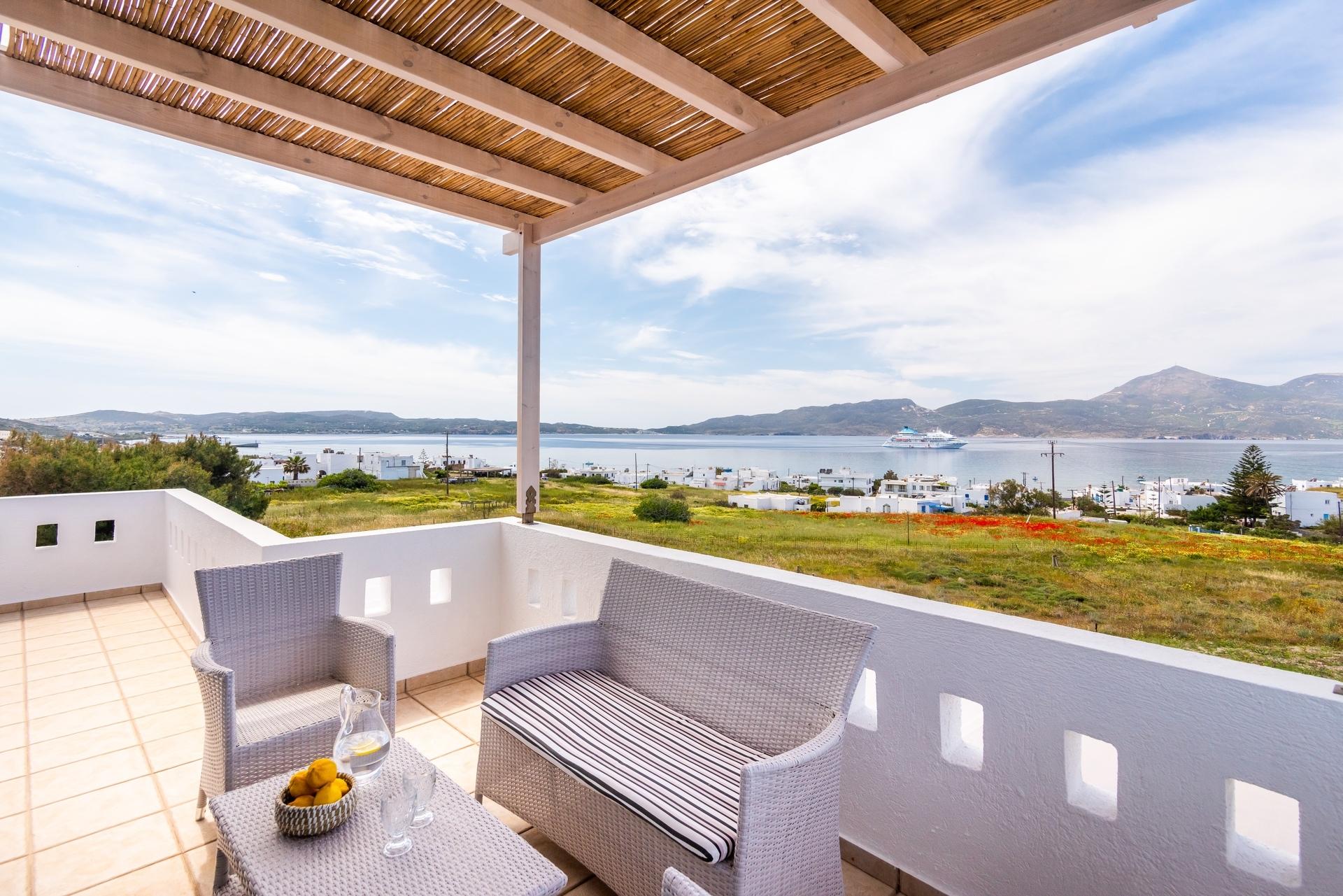 Santa Maria Village & Hotel Adamantas (Milos)