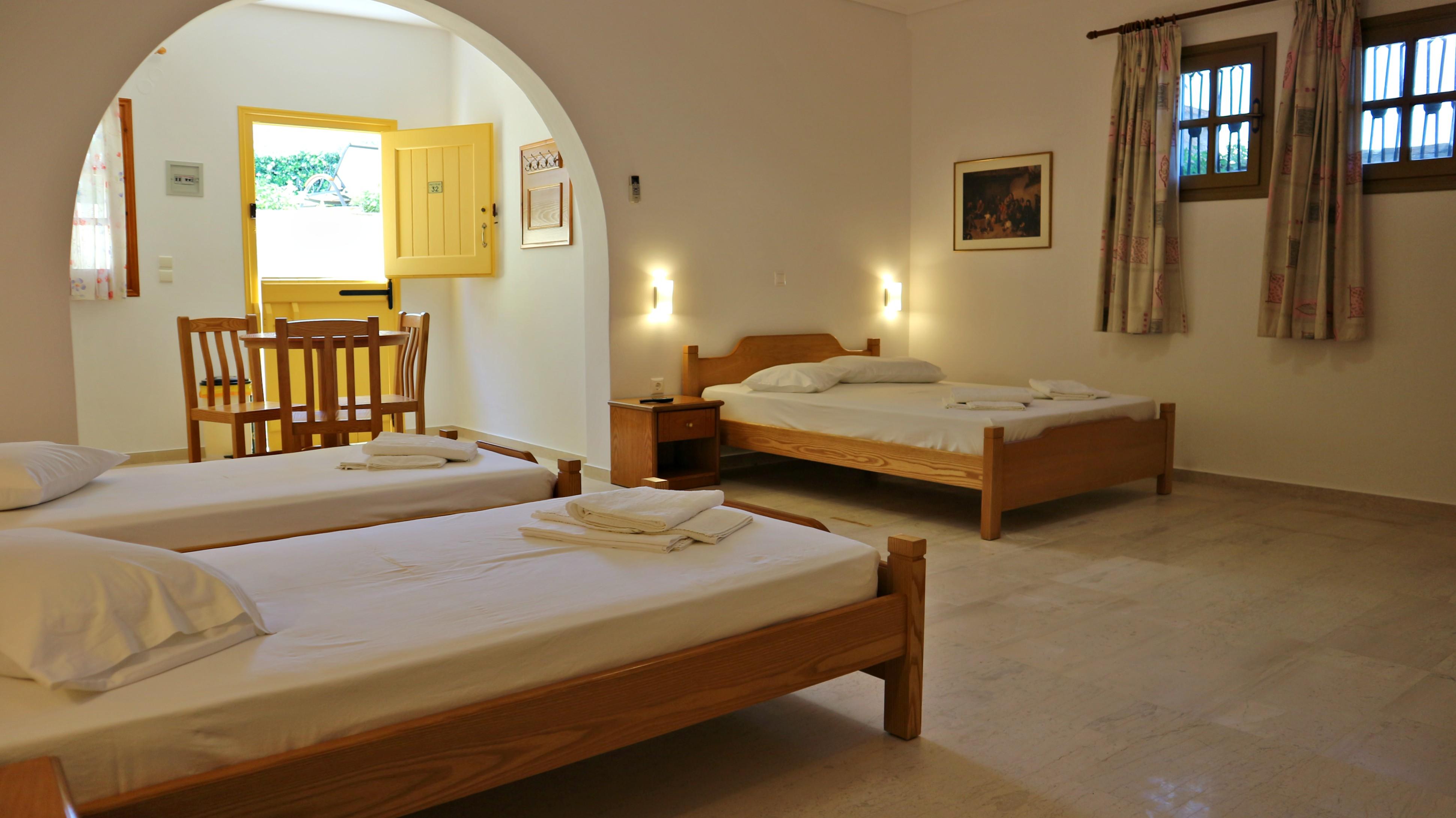 Hotel Proteas & 3*