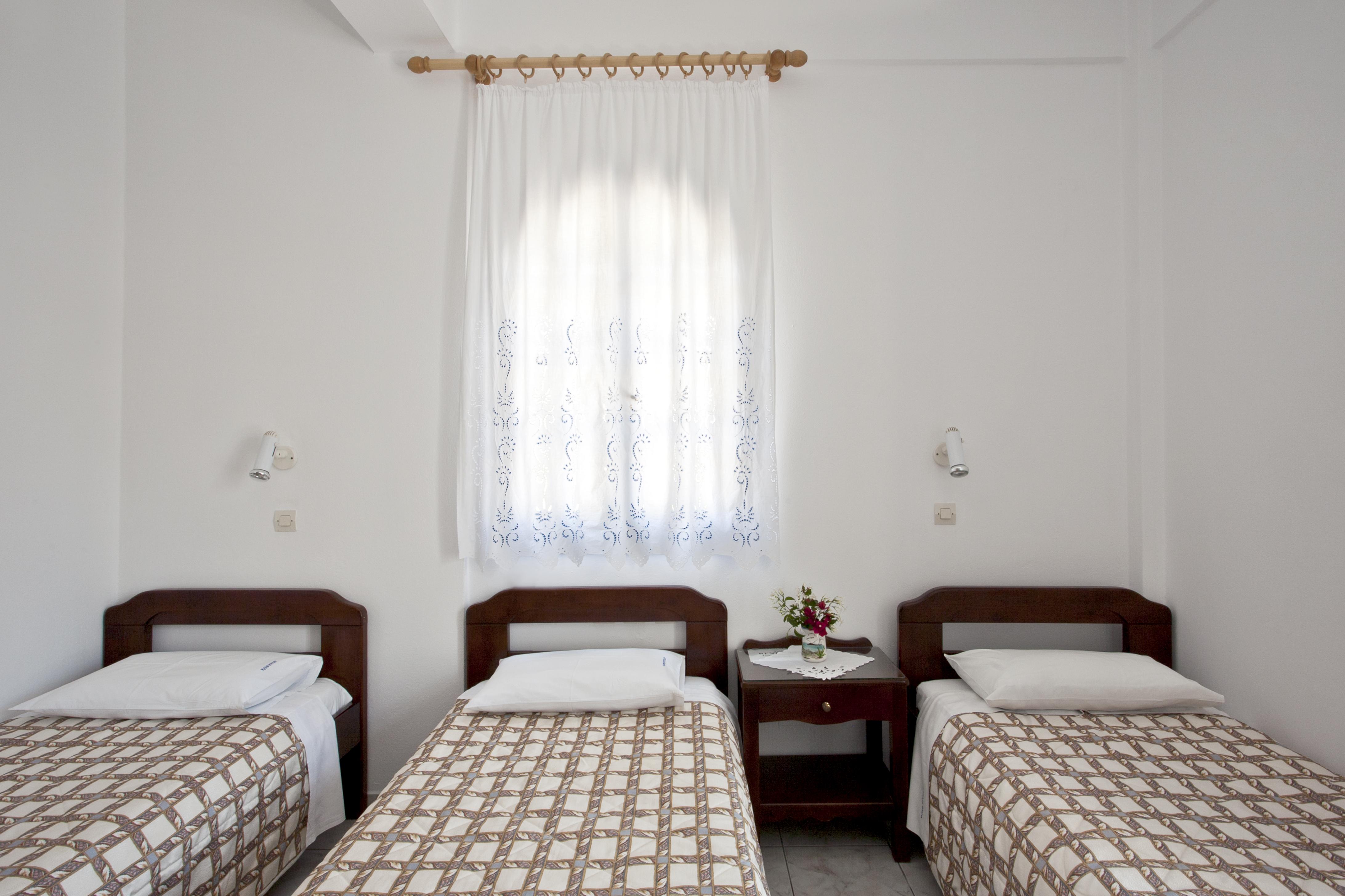 Ancient Thera Aparthotel Perissa (Santorini)
