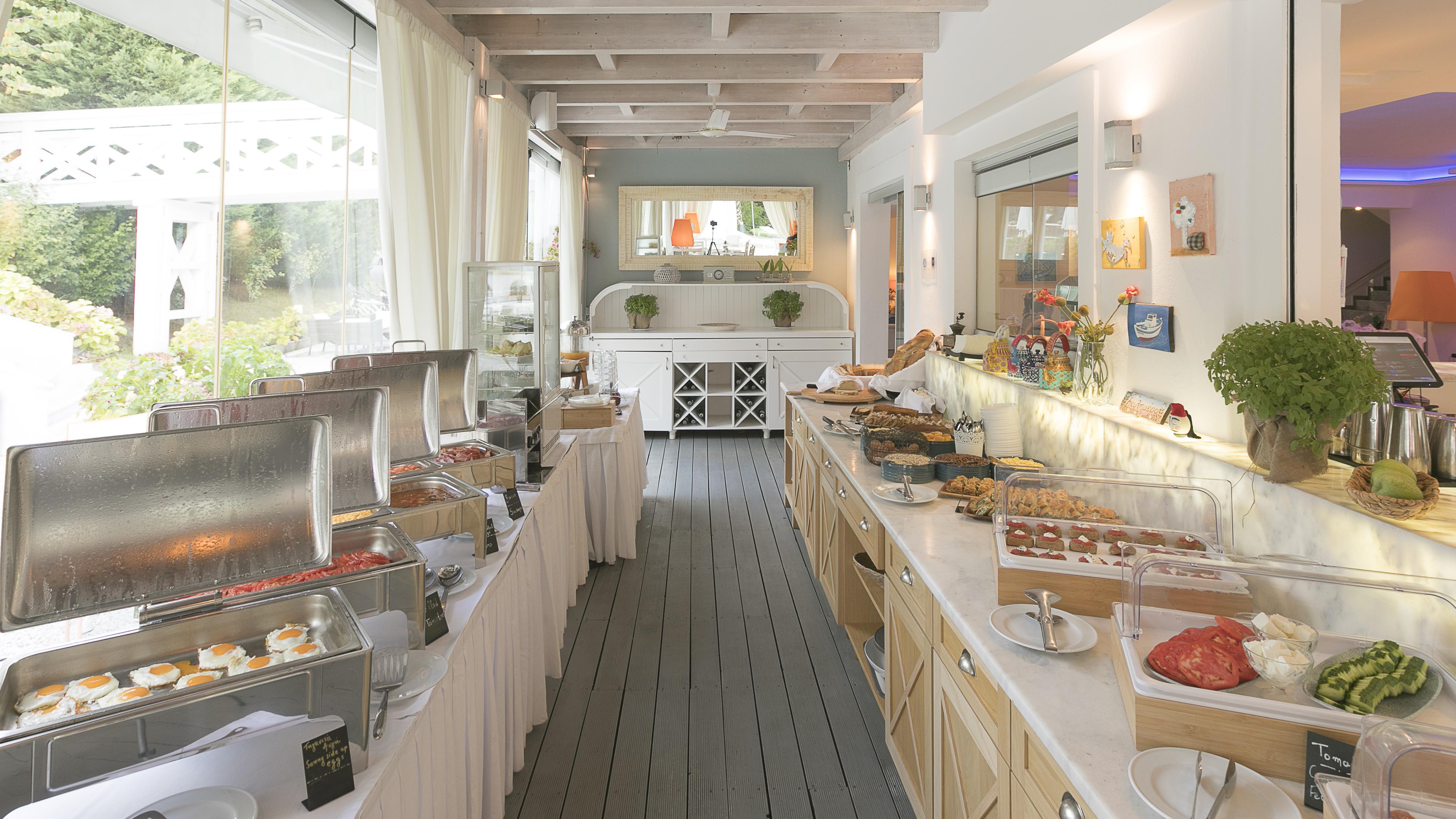 Mandraki Village Boutique Koukounaries