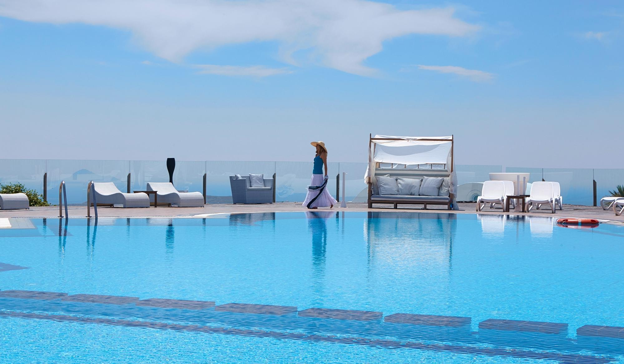 Orizontes Santorini Hotel 4*