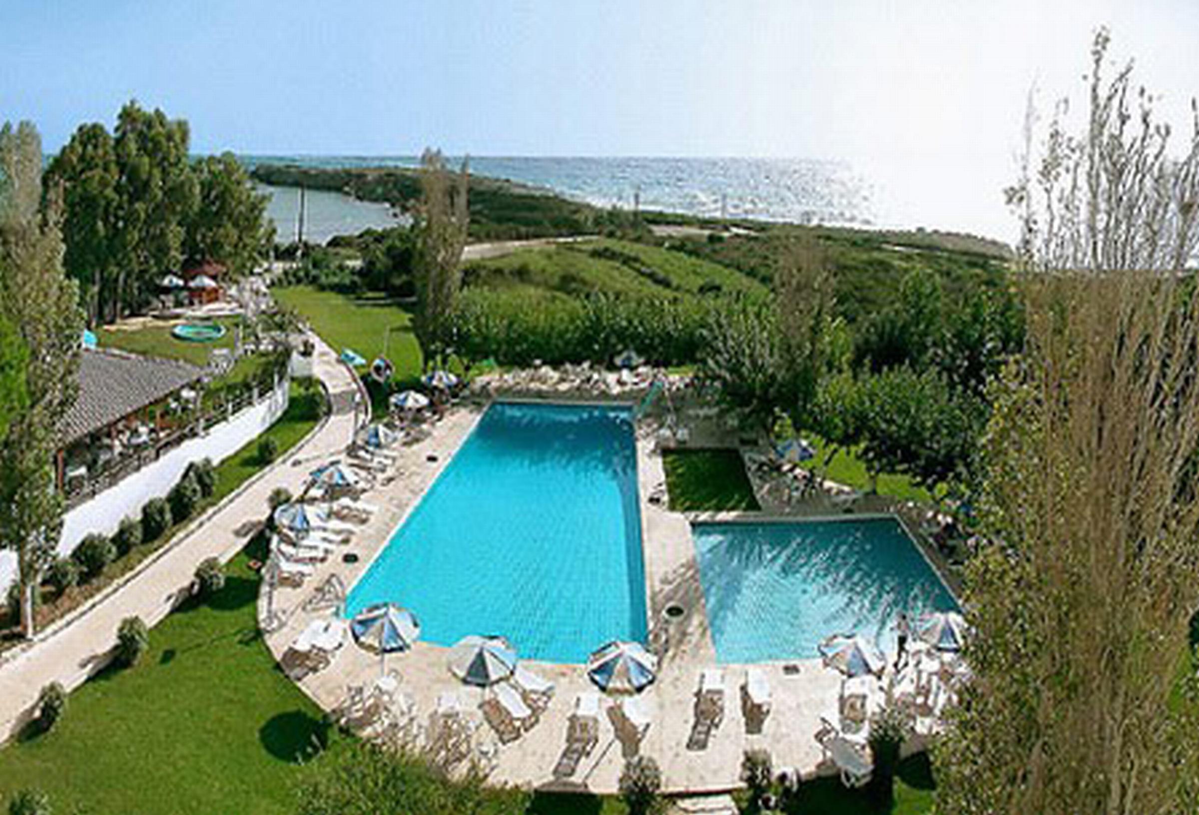 Irinna Hotel Svoronata