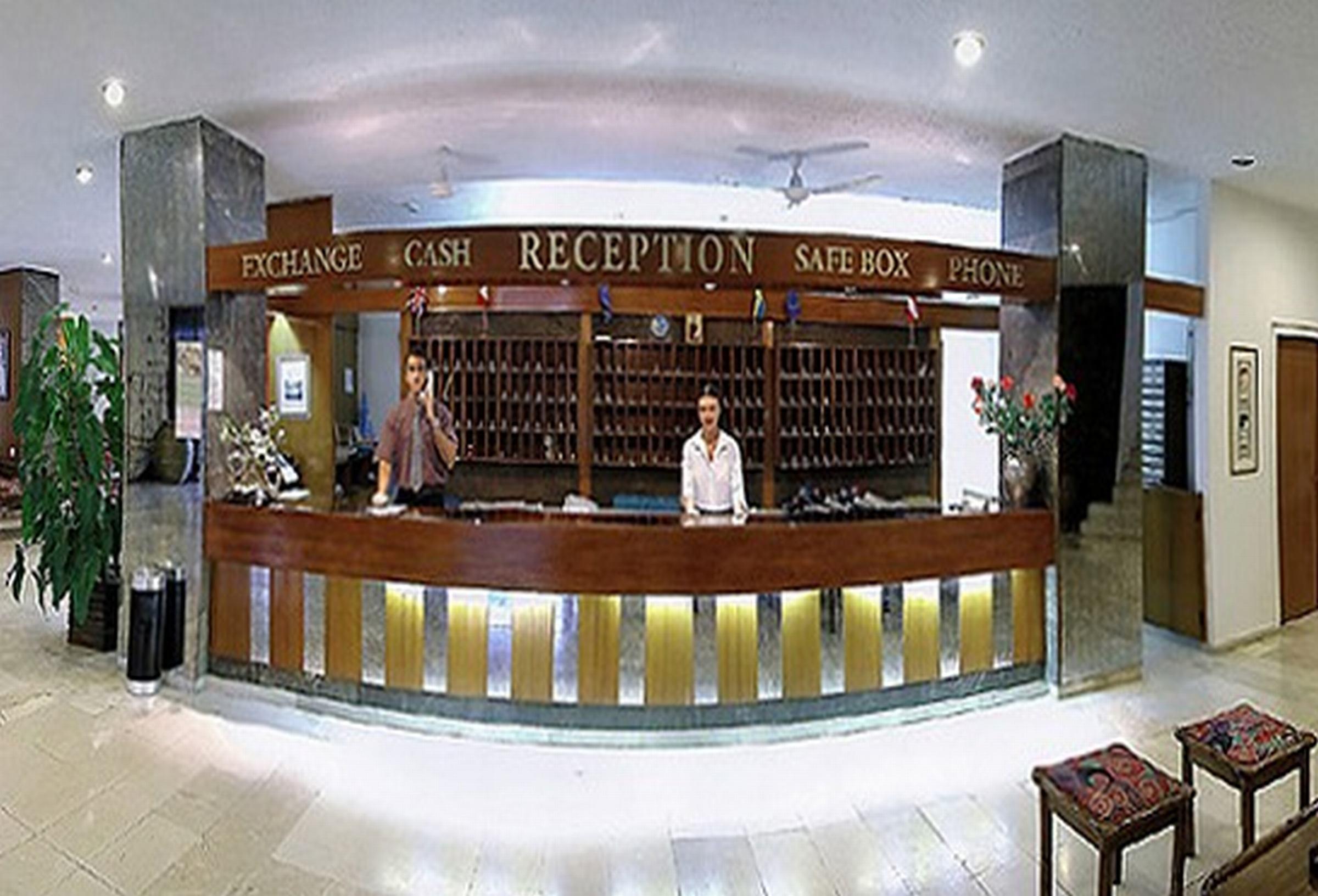 Hotel Irinna 3*