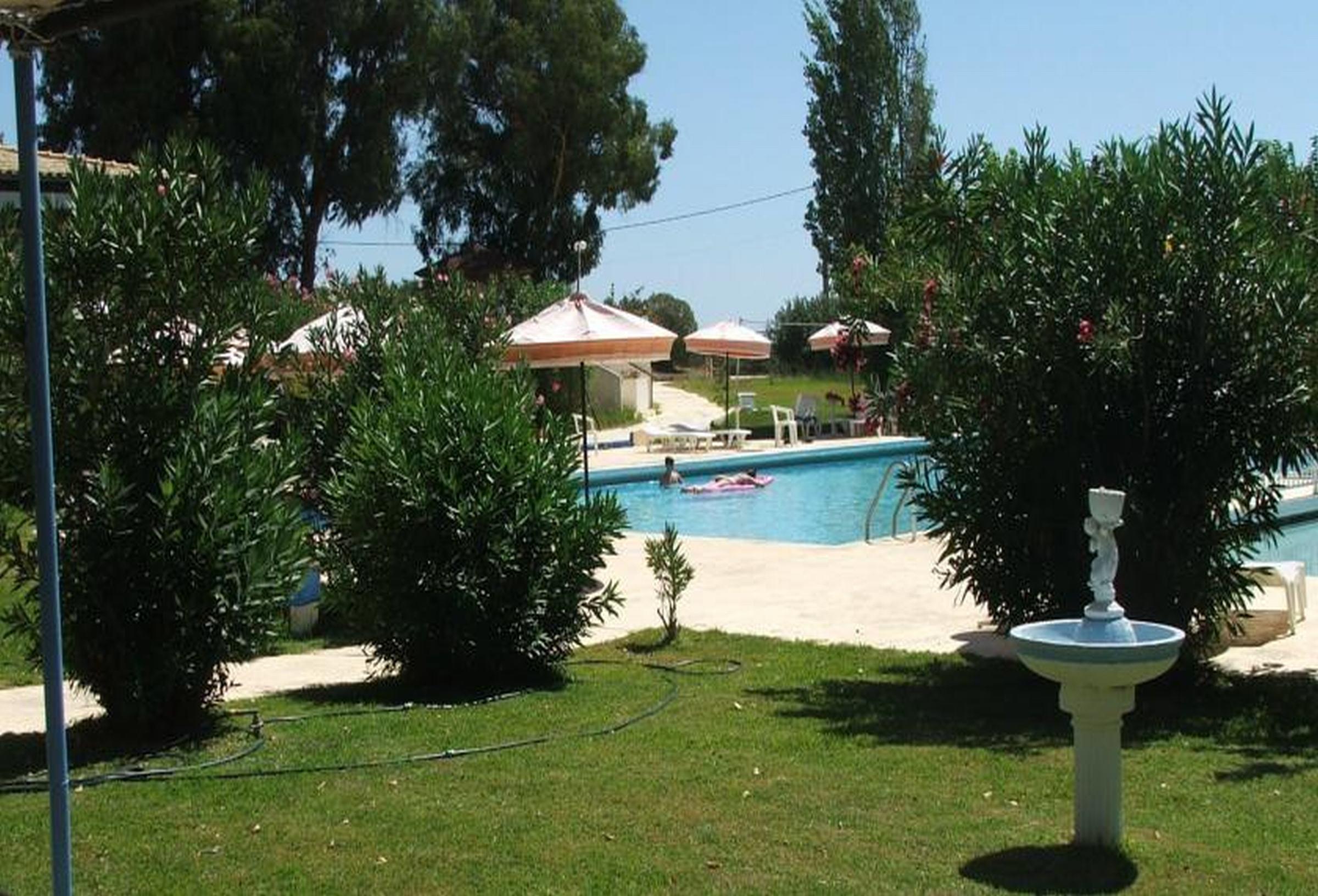 Irinna Hotel 3*