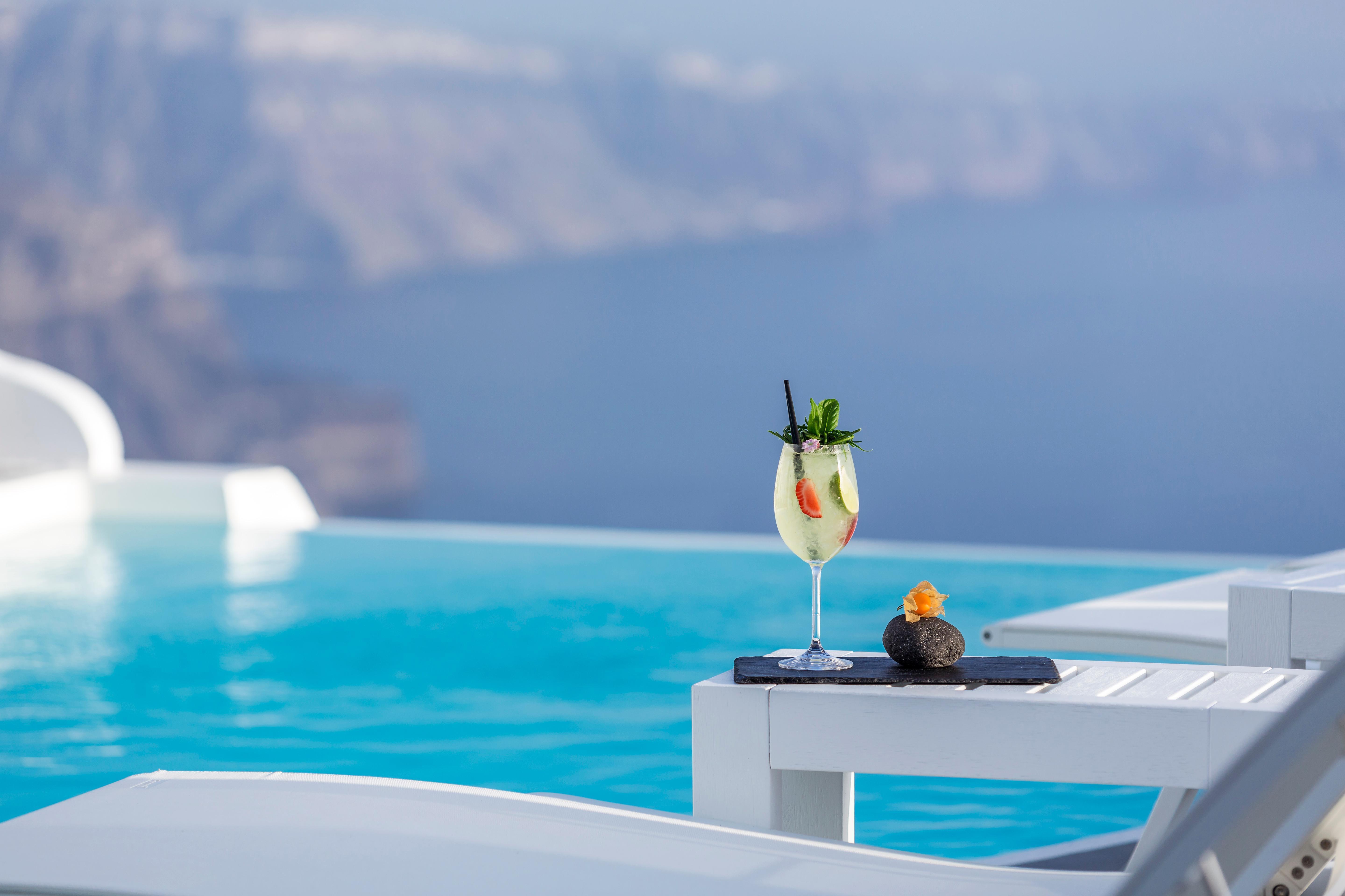 Hotel Katikies Chromata Santorini - The Leading Of The World 5*