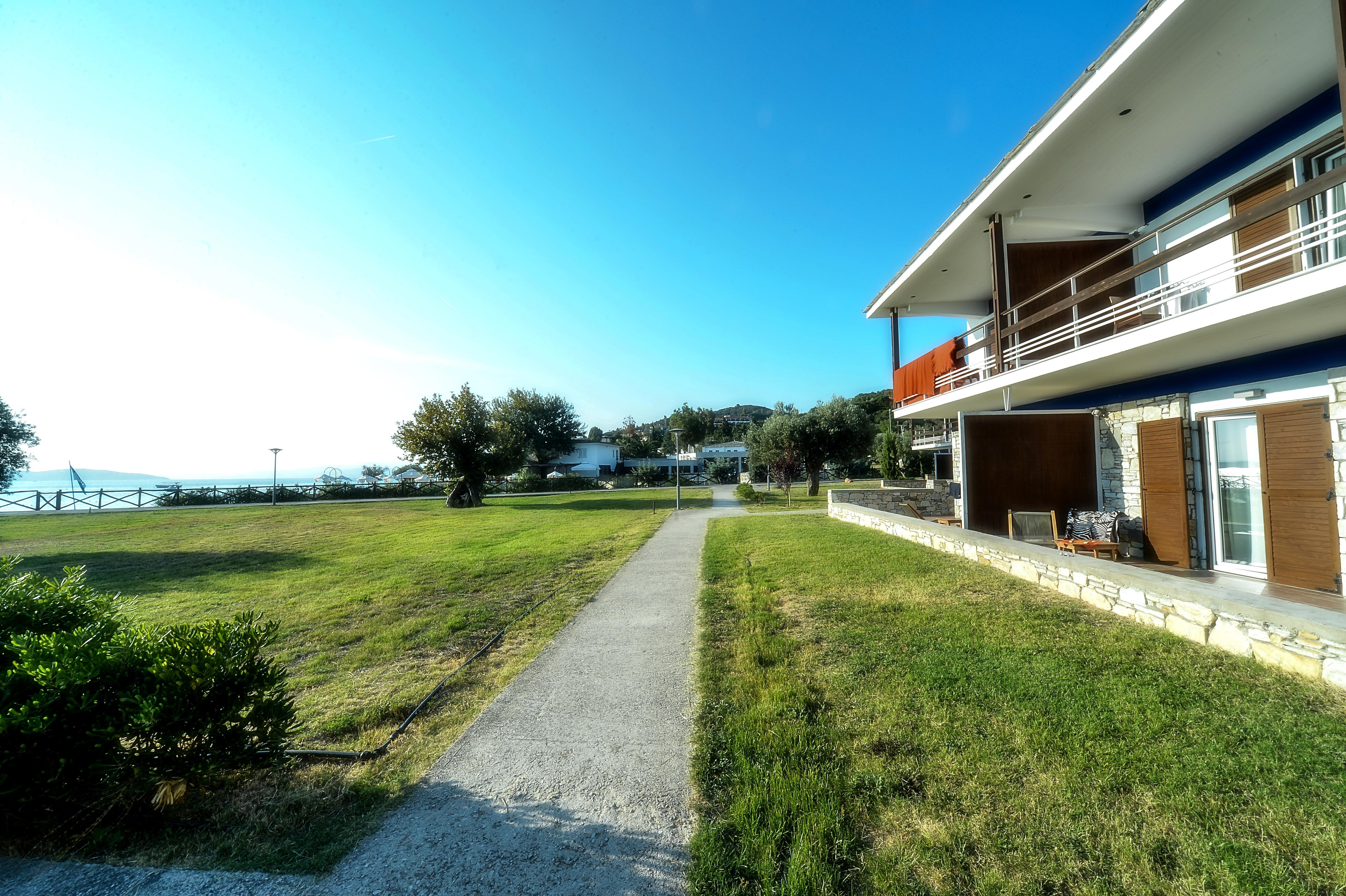 Xenia Ouranoupolis Resort 4*
