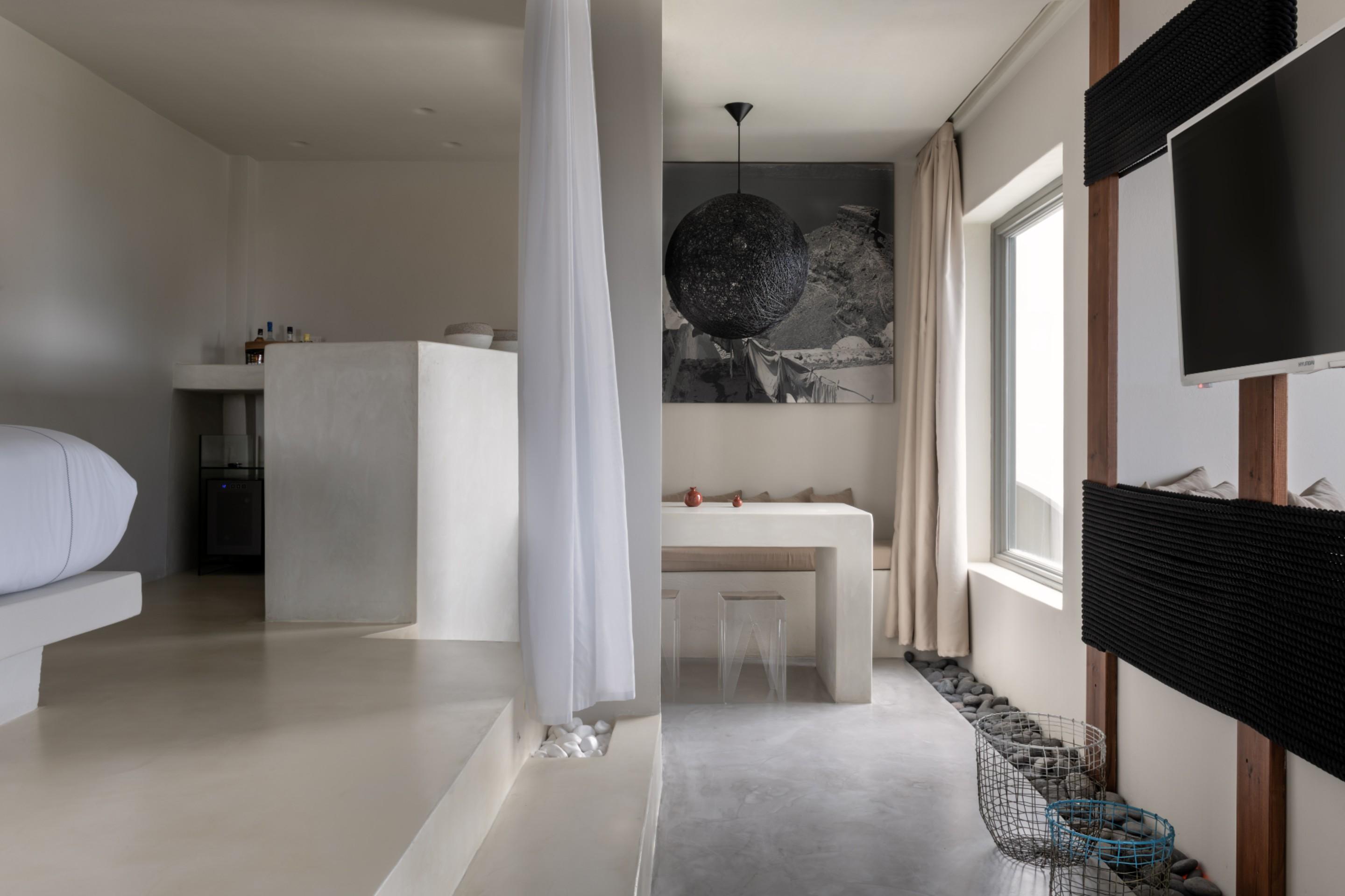 West East Resort 5*