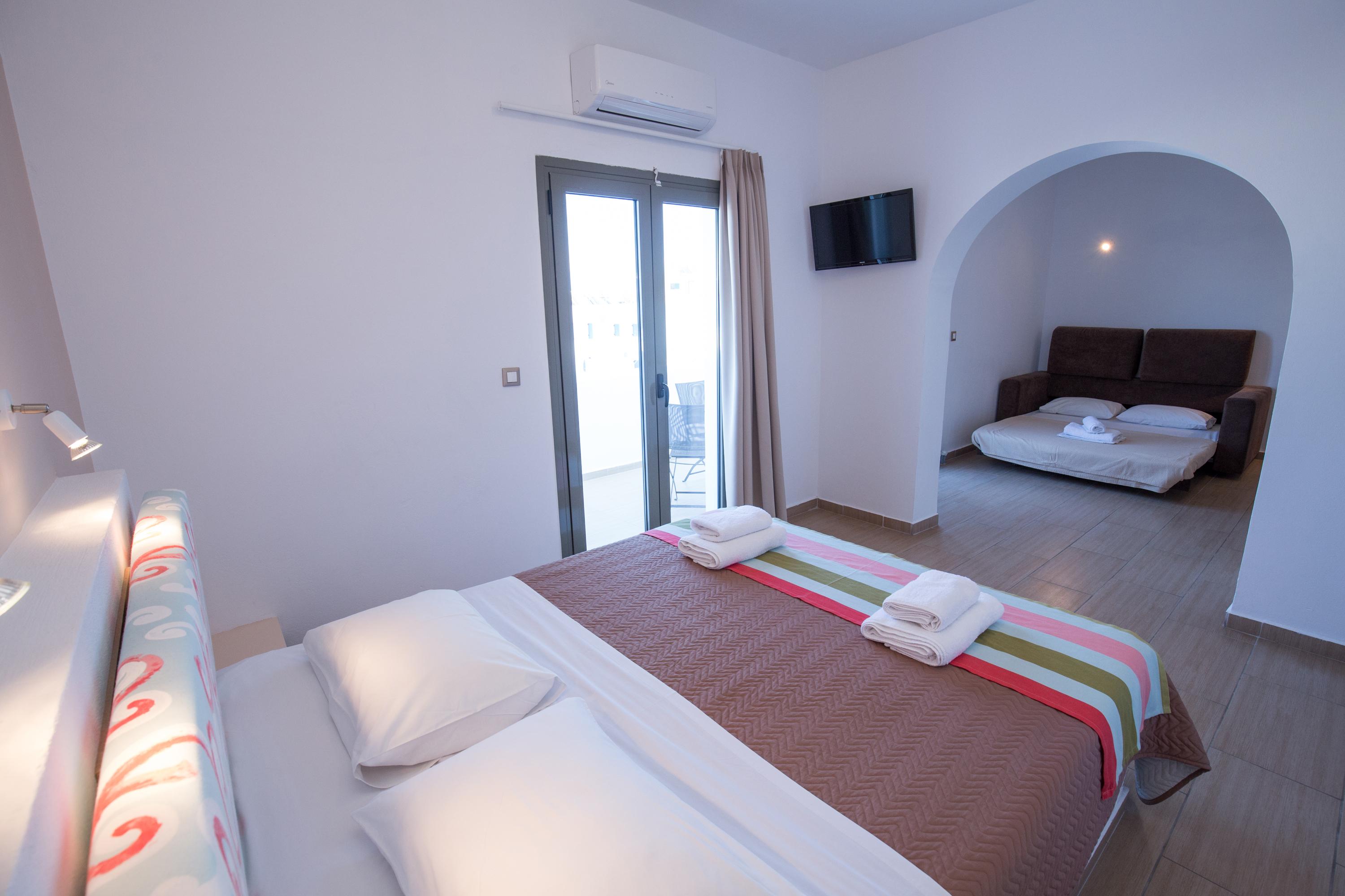 Omiros Hotel Messaria (Santorini)