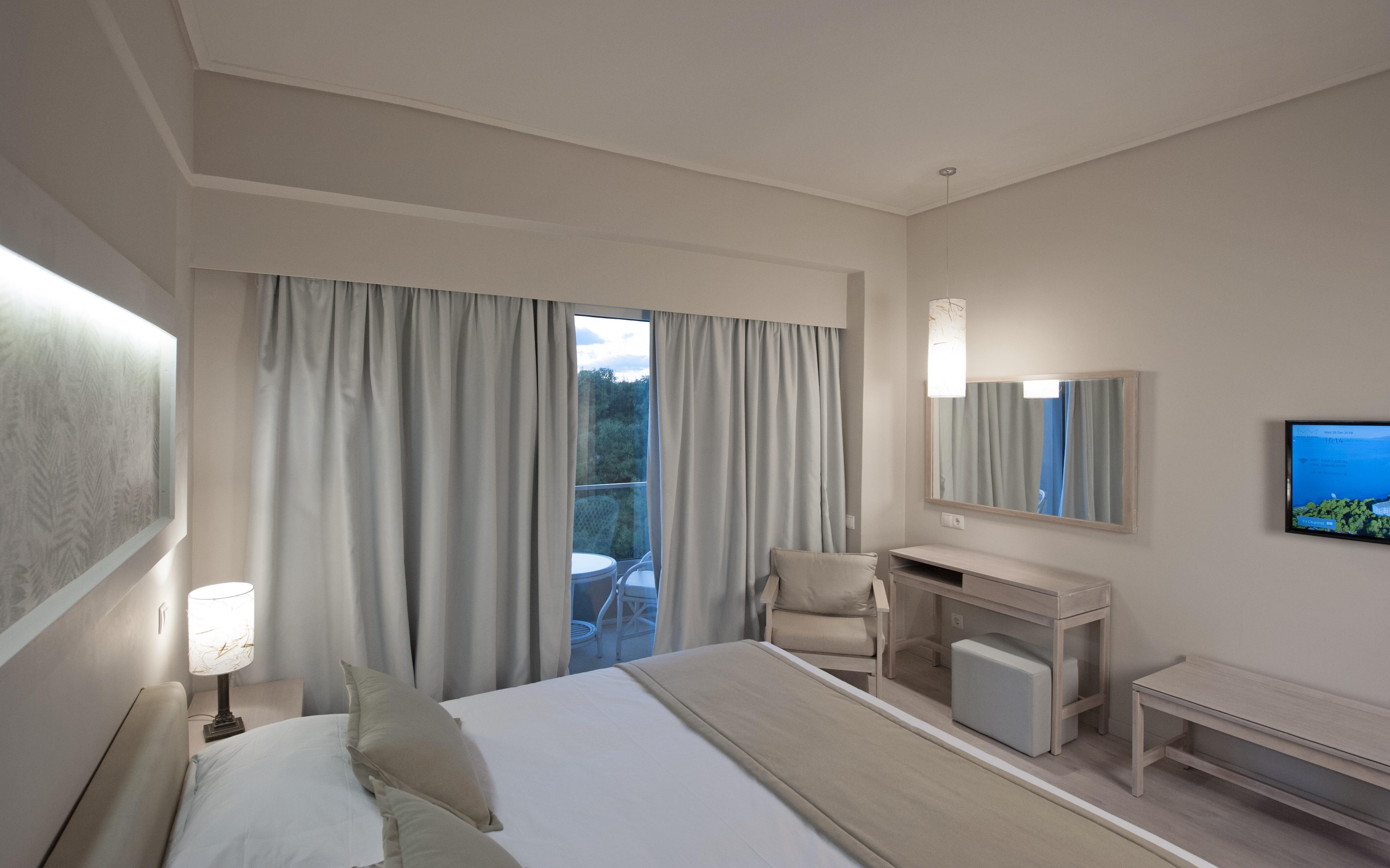 King Saron Hotel