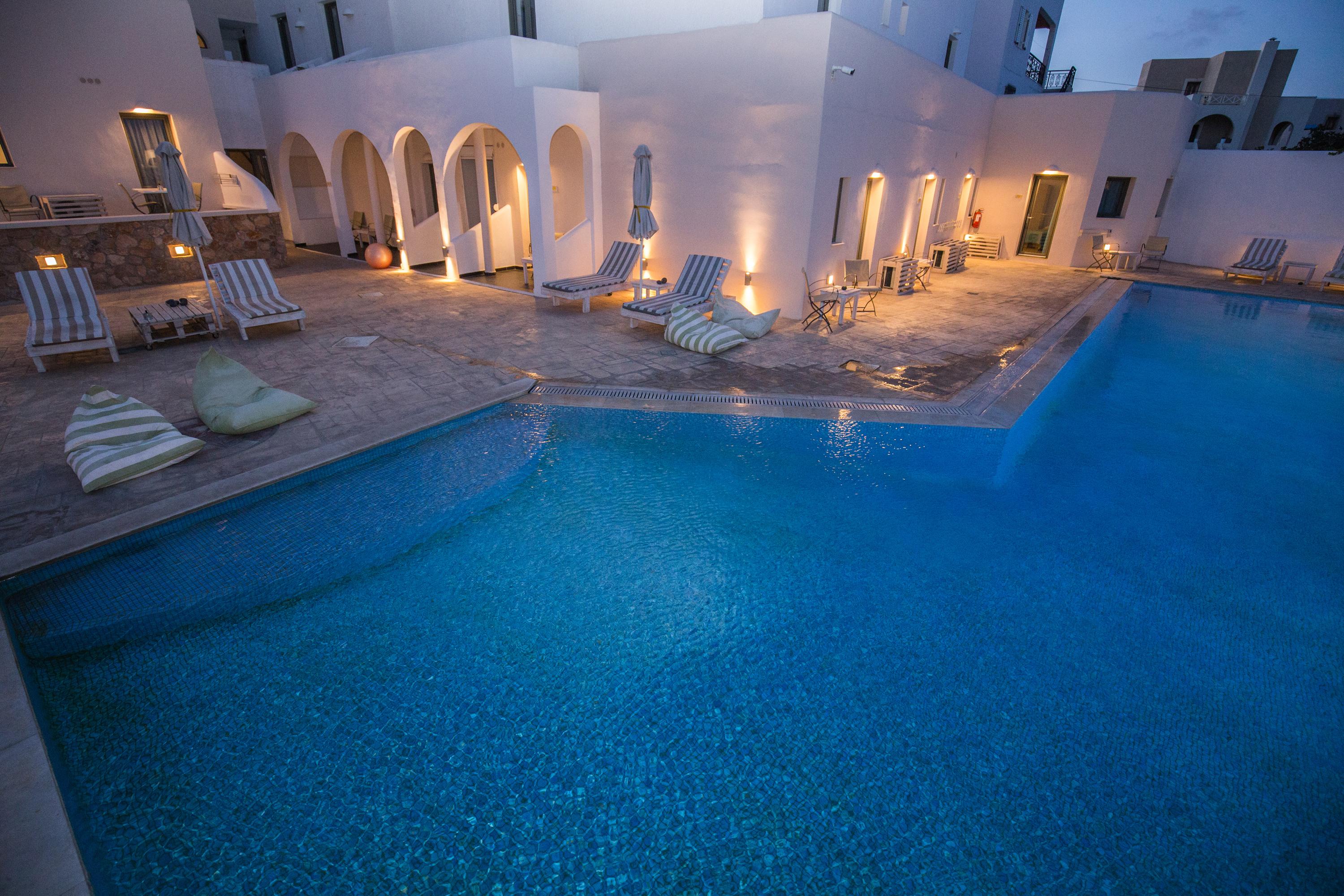 Hotel Omiros Messaria (Santorini)