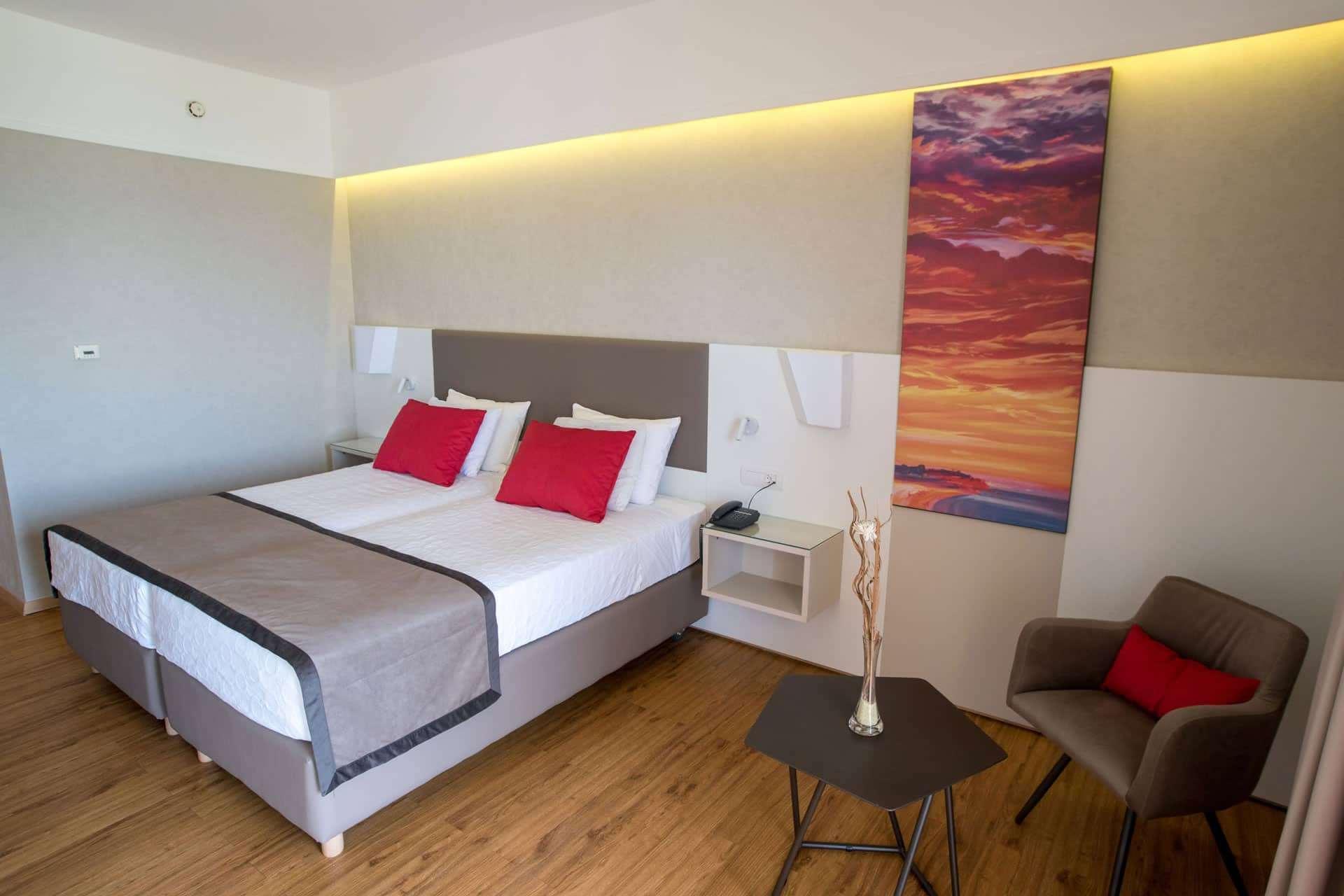 Ramada Plaza By Wyndham Thraki 5*