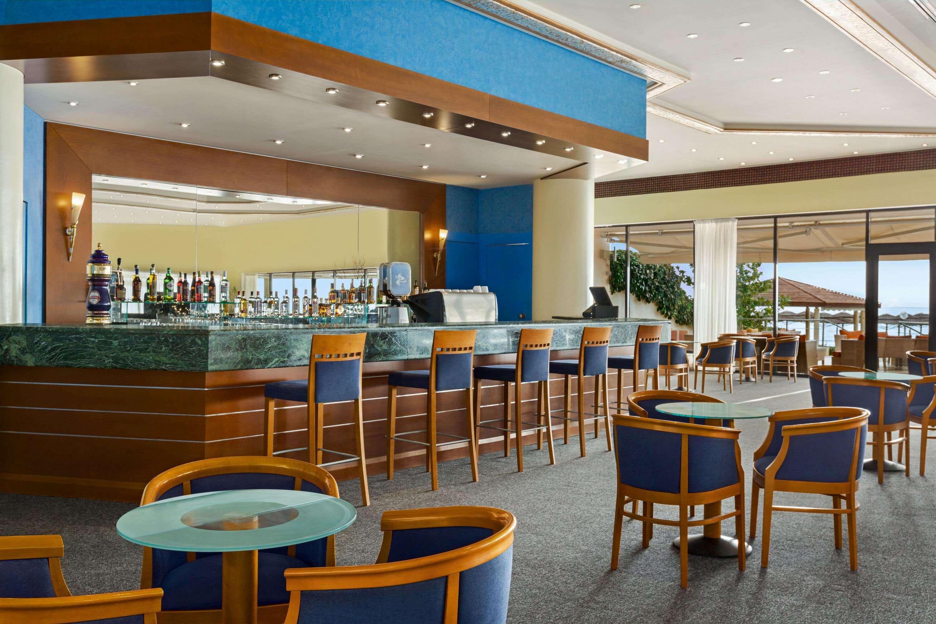 Ramada Plaza By Wyndham Thraki Hotel