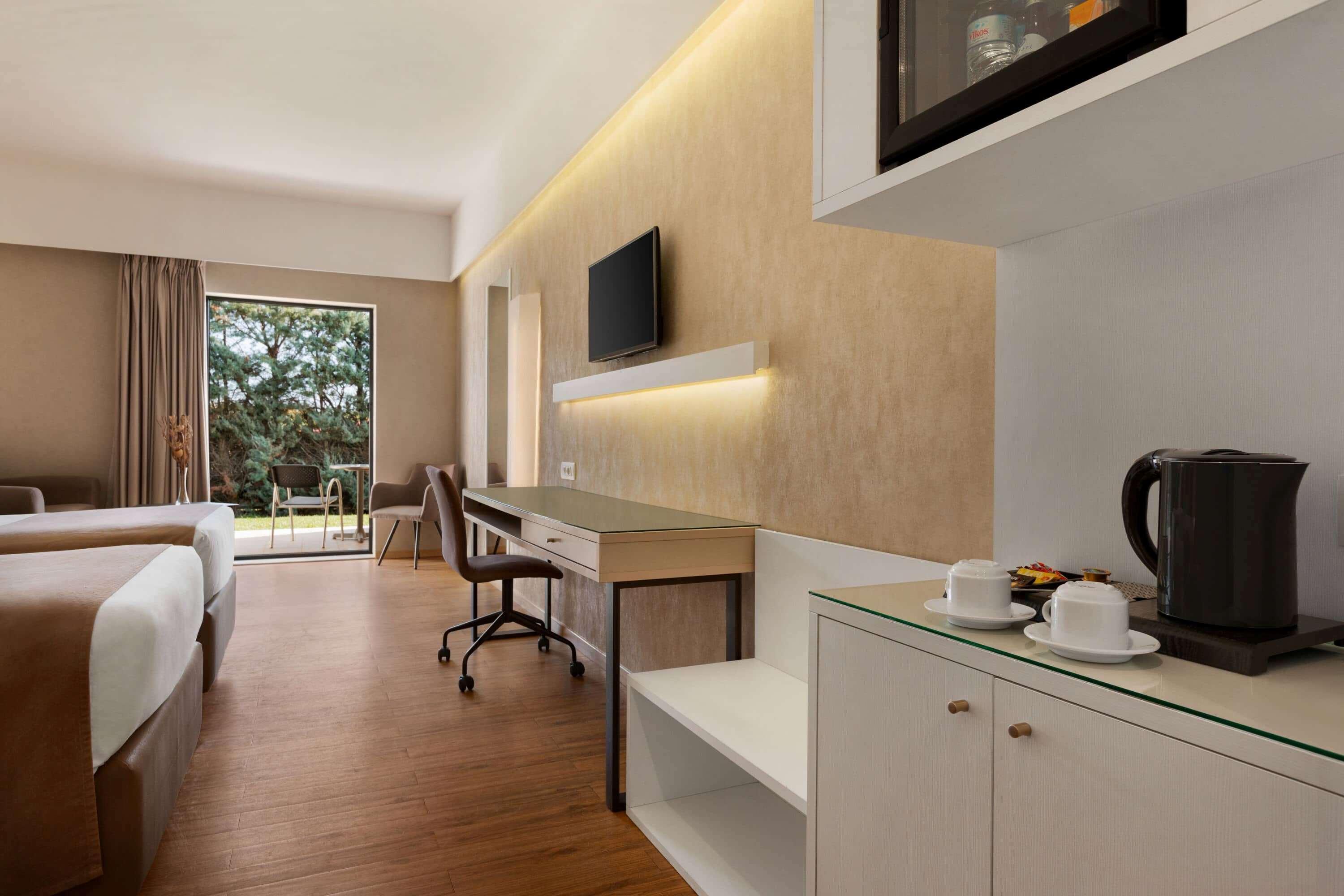 Hotel Ramada Plaza By Wyndham Thraki 5*
