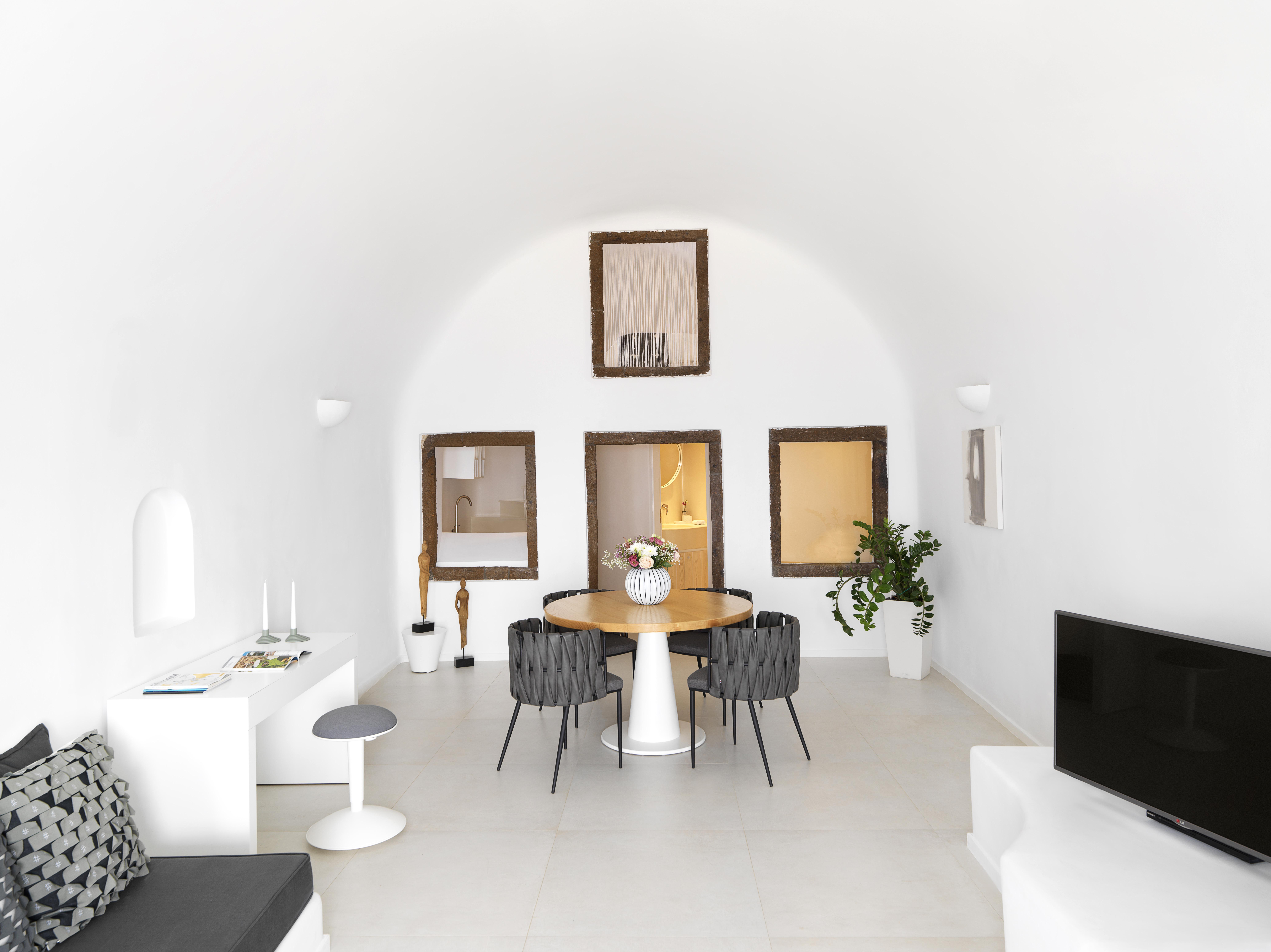 Astra 4* Imerovigli (Santorini)