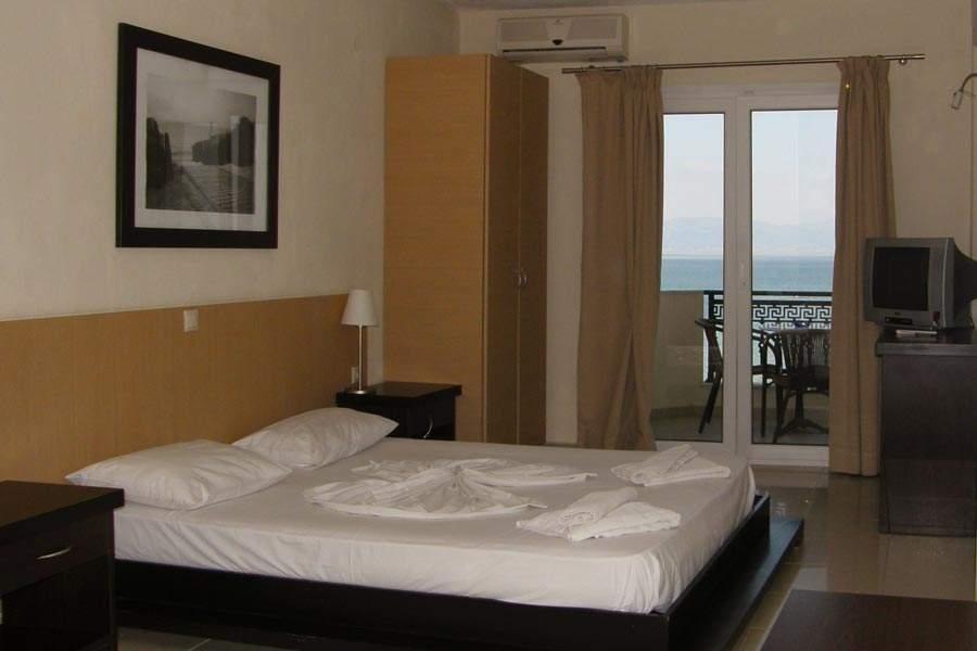 Rachoni Bay Hotel